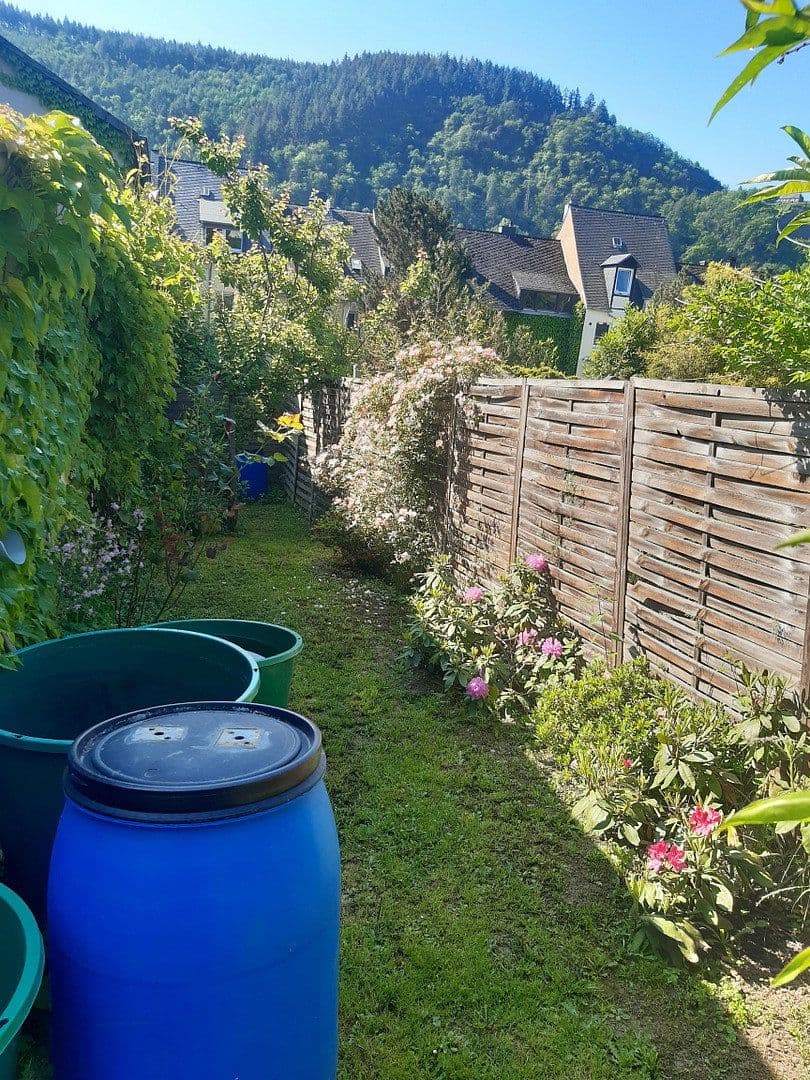 Predaj domu 255 m², pozemek 1.374 m², Traben-Trarbach, Porýnie-Falcko Predaj domu 255 m², pozemek 1.374 m², Traben-Trarbach, Porýnie-Falcko