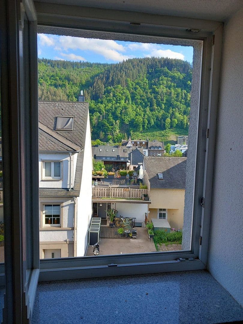 Predaj domu 255 m², pozemek 1.374 m², Traben-Trarbach, Porýnie-Falcko Predaj domu 255 m², pozemek 1.374 m², Traben-Trarbach, Porýnie-Falcko