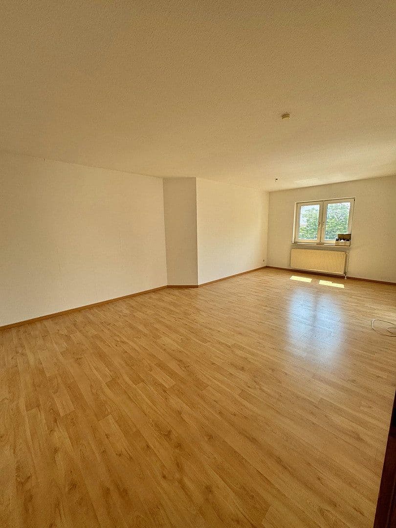 Prenájom bytu 3-izbový 85 m², Steinstraße 51, Schönebeck (Elbe), Sasko-Anhaltsko Prenájom bytu 3-izbový 85 m², Steinstraße 51, Schönebeck (Elbe), Sasko-Anhaltsko