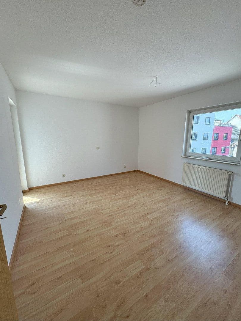 Prenájom bytu 3-izbový 85 m², Steinstraße 51, Schönebeck (Elbe), Sasko-Anhaltsko Prenájom bytu 3-izbový 85 m², Steinstraße 51, Schönebeck (Elbe), Sasko-Anhaltsko