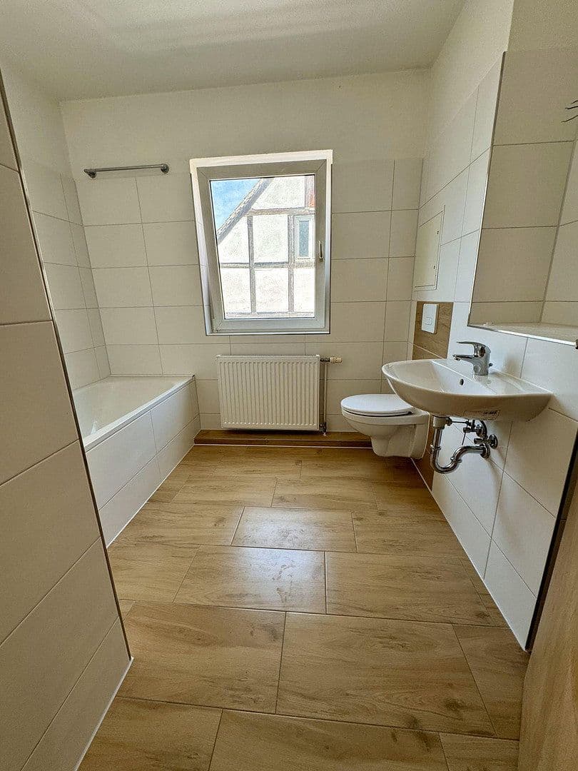 Prenájom bytu 3-izbový 85 m², Steinstraße 51, Schönebeck (Elbe), Sasko-Anhaltsko Prenájom bytu 3-izbový 85 m², Steinstraße 51, Schönebeck (Elbe), Sasko-Anhaltsko