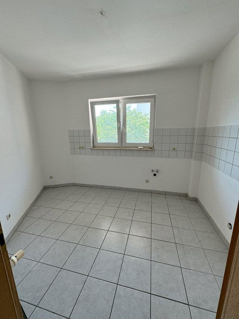 Prenájom bytu 3-izbový 85 m², Steinstraße 51, Schönebeck (Elbe), Sasko-Anhaltsko Prenájom bytu 3-izbový 85 m², Steinstraße 51, Schönebeck (Elbe), Sasko-Anhaltsko