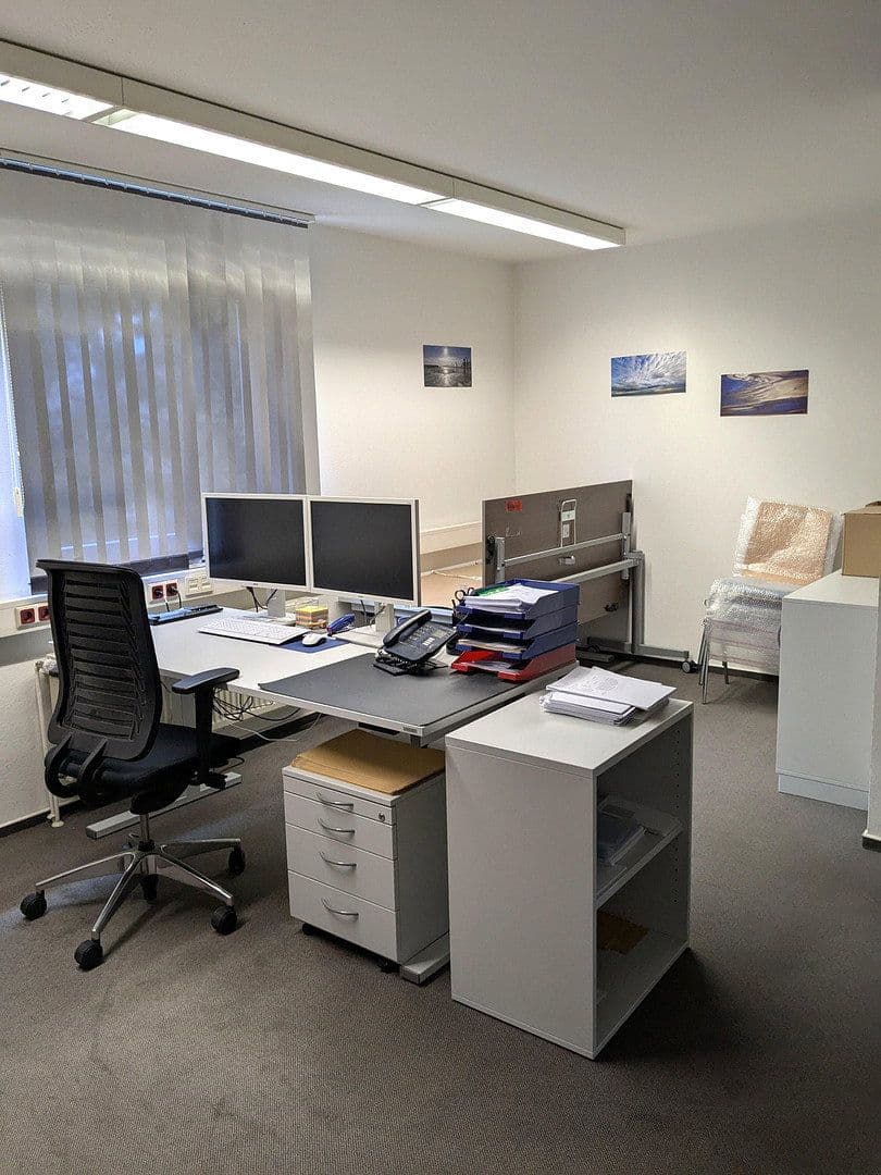 Prenájom kancelárie 480 m², Adersheimer Straße 17, Wolfenbüttel, Dolné Sasko Prenájom kancelárie 480 m², Adersheimer Straße 17, Wolfenbüttel, Dolné Sasko