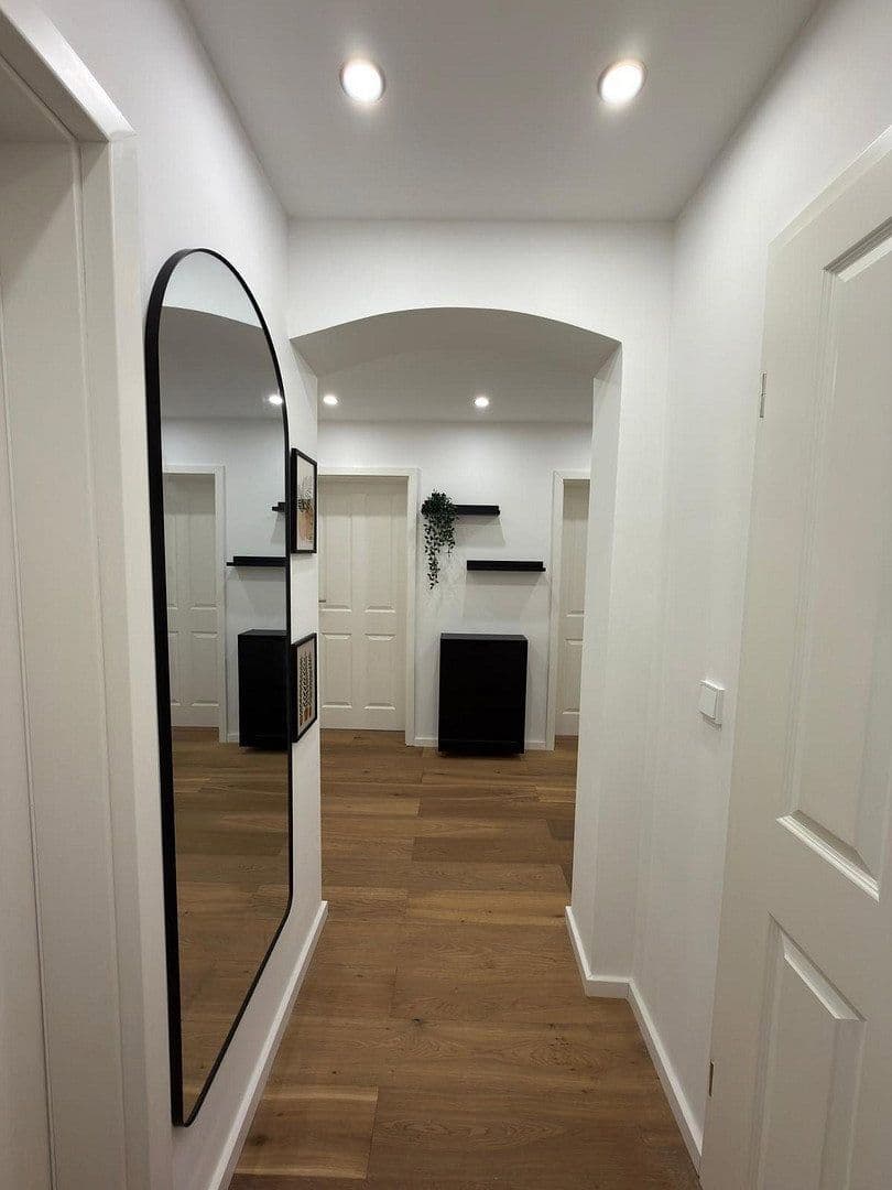 Prenájom bytu 77 m², Deisenhofener Straße 79b, München, Bavorsko Prenájom bytu 77 m², Deisenhofener Straße 79b, München, Bavorsko