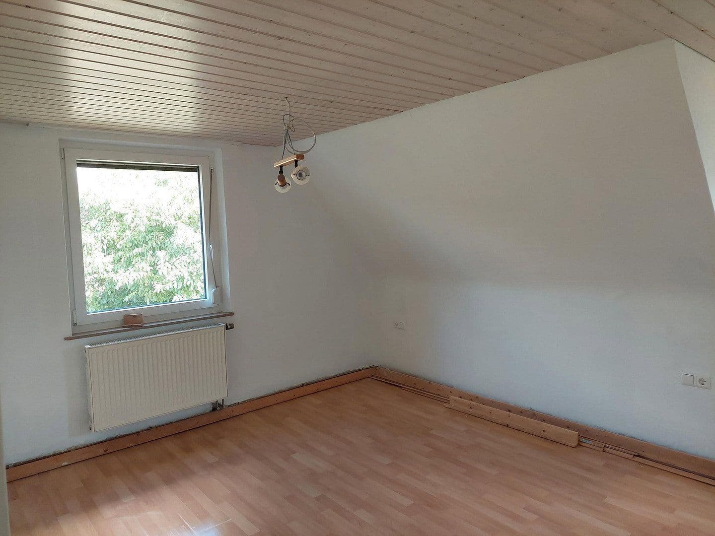 Predaj domu 210 m², pozemek 583 m², Mainhardt, Bádensko-Wurttembersko Predaj domu 210 m², pozemek 583 m², Mainhardt, Bádensko-Wurttembersko