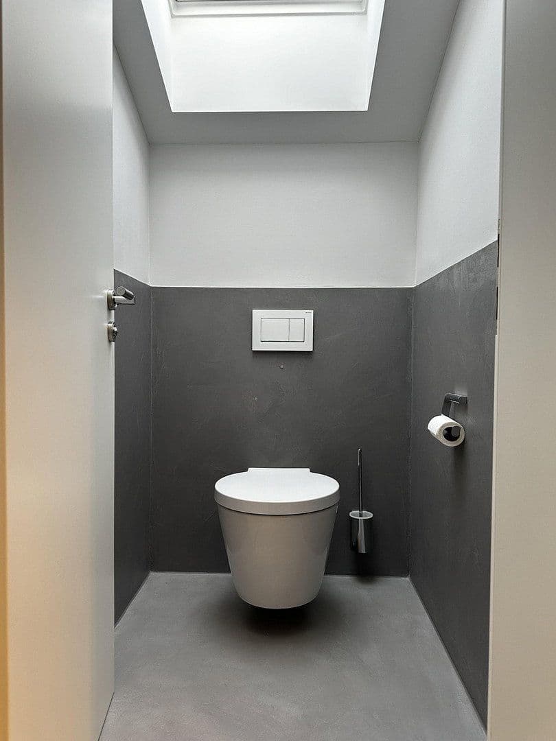 Predaj domu 185 m², pozemek 631 m², Rimsting, Bavorsko Predaj domu 185 m², pozemek 631 m², Rimsting, Bavorsko