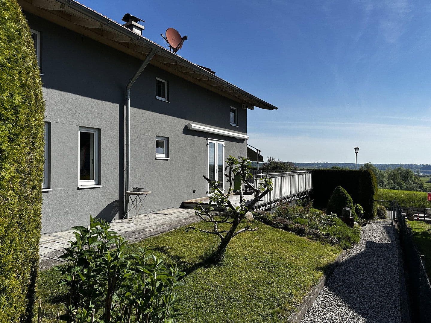 Predaj domu 185 m², pozemek 631 m², Rimsting, Bavorsko Predaj domu 185 m², pozemek 631 m², Rimsting, Bavorsko