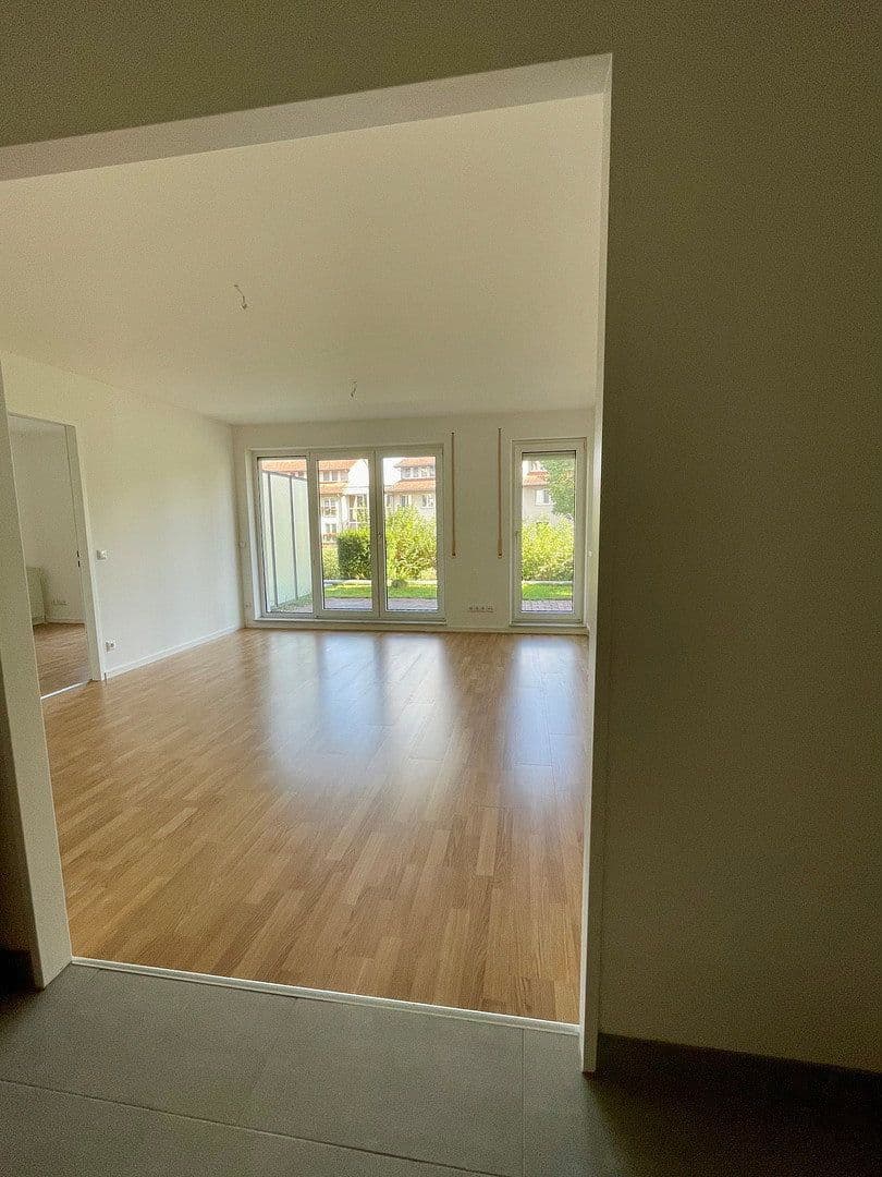 Prenájom bytu 2-izbový 54 m², Werder (Havel), Brandenbursko Prenájom bytu 2-izbový 54 m², Werder (Havel), Brandenbursko