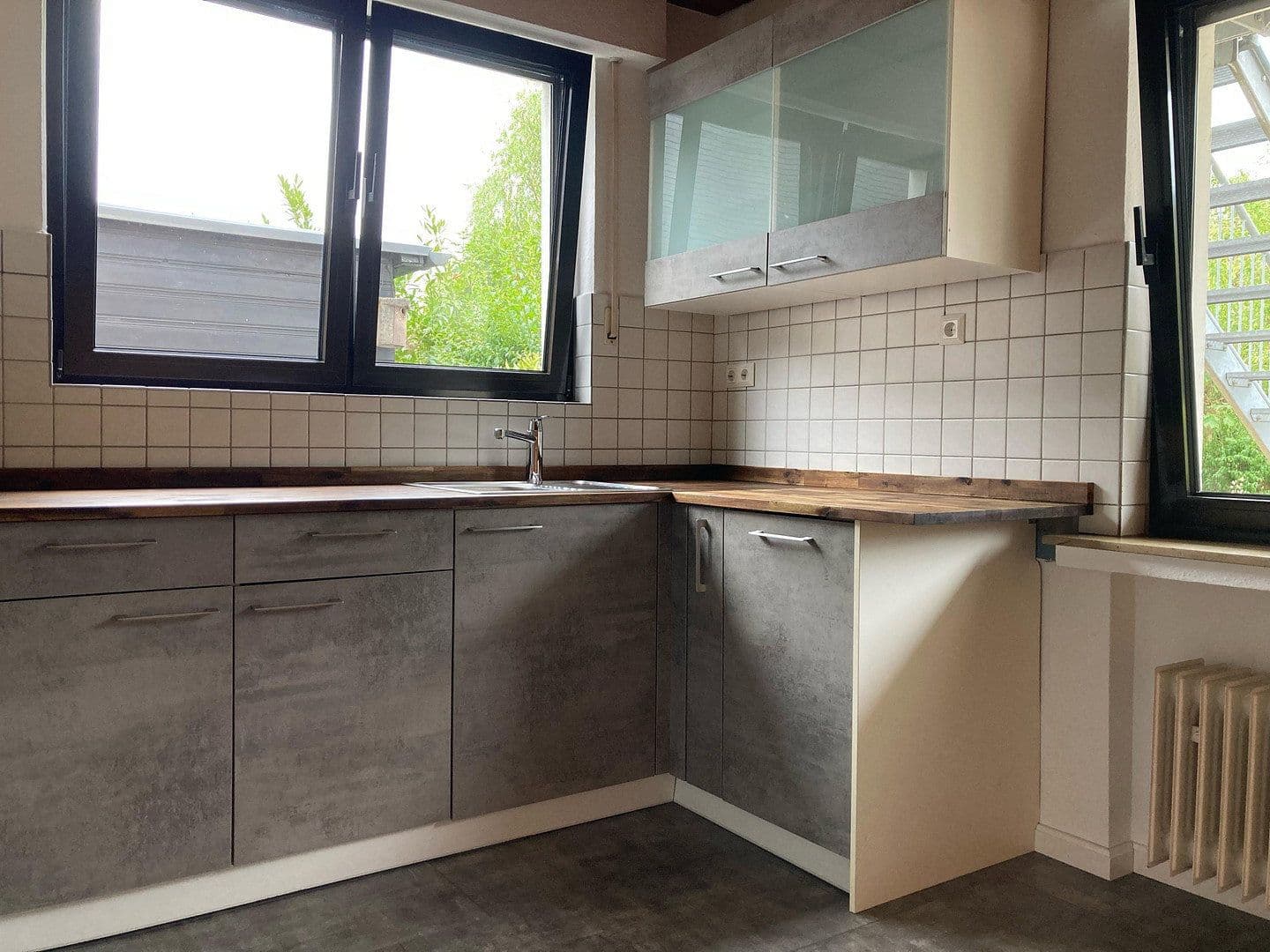 Prenájom bytu 1-izbový 70 m², Köln, Severné Porýnie - Westfálsko Prenájom bytu 1-izbový 70 m², Köln, Severné Porýnie - Westfálsko