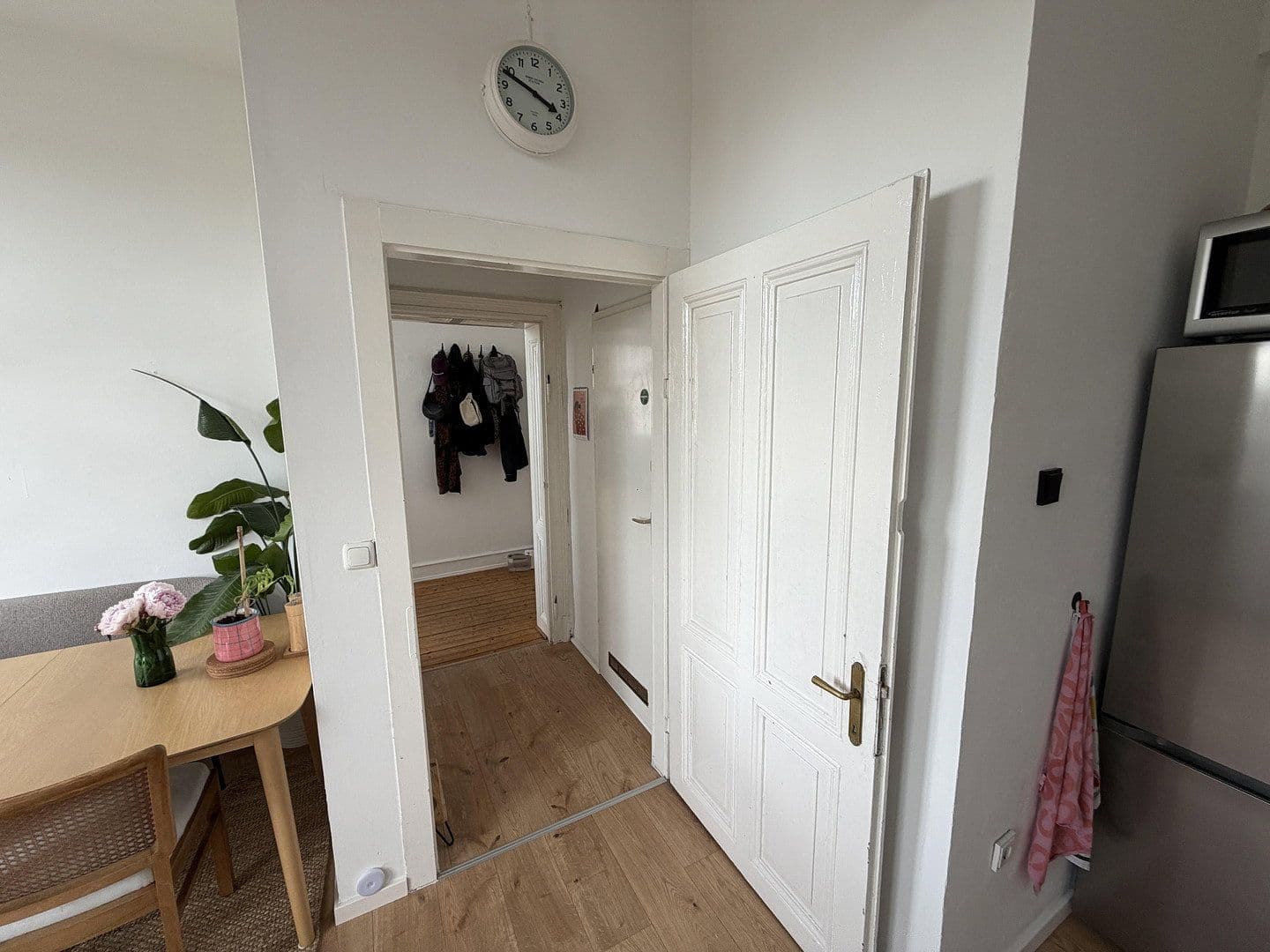 Prenájom bytu 3-izbový 77 m², Bergisch Gladbacher Strasse 115, Köln, Severné Porýnie - Westfálsko Prenájom bytu 3-izbový 77 m², Bergisch Gladbacher Strasse 115, Köln, Severné Porýnie - Westfálsko