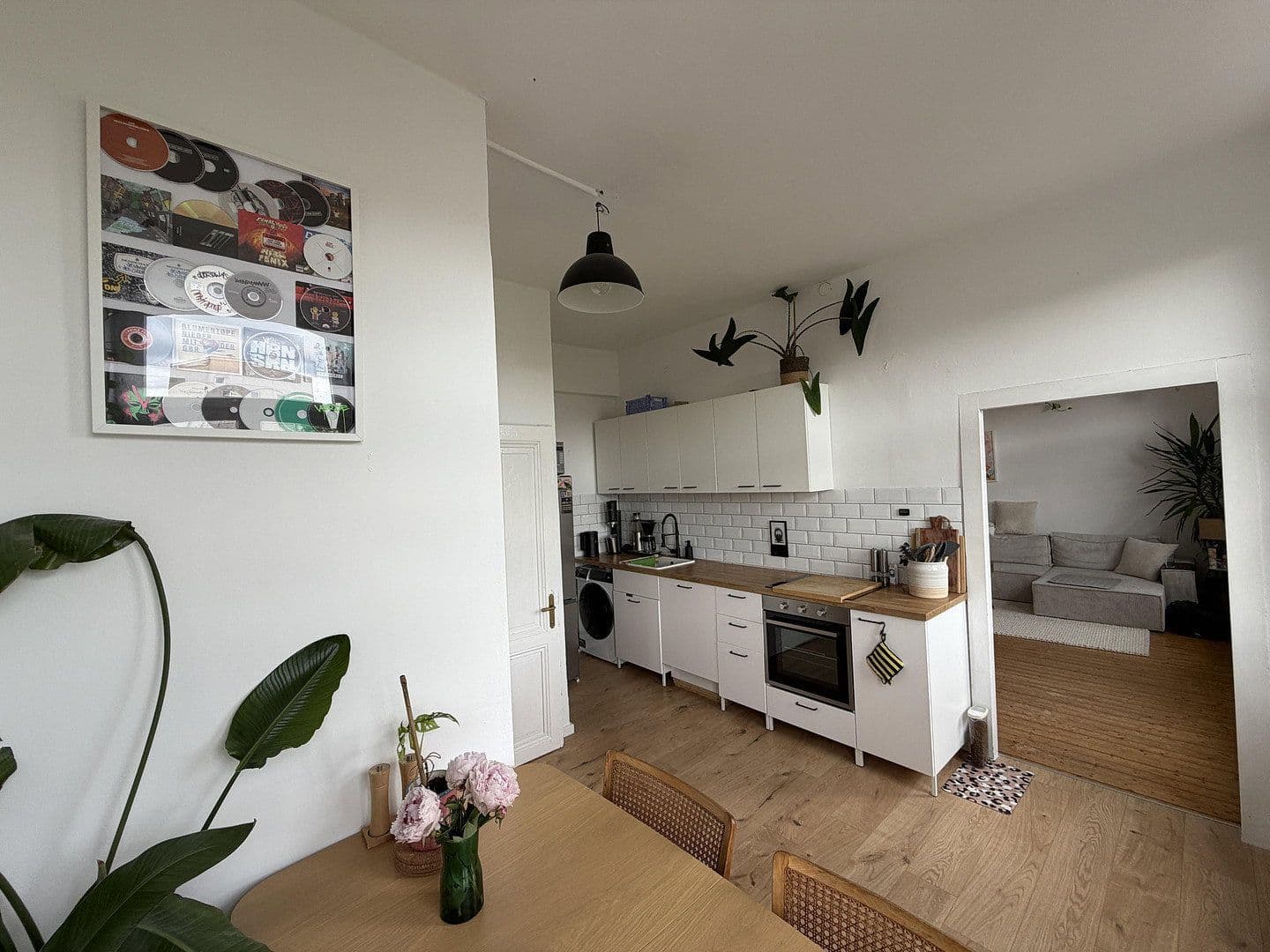 Prenájom bytu 3-izbový 77 m², Bergisch Gladbacher Strasse 115, Köln, Severné Porýnie - Westfálsko Prenájom bytu 3-izbový 77 m², Bergisch Gladbacher Strasse 115, Köln, Severné Porýnie - Westfálsko