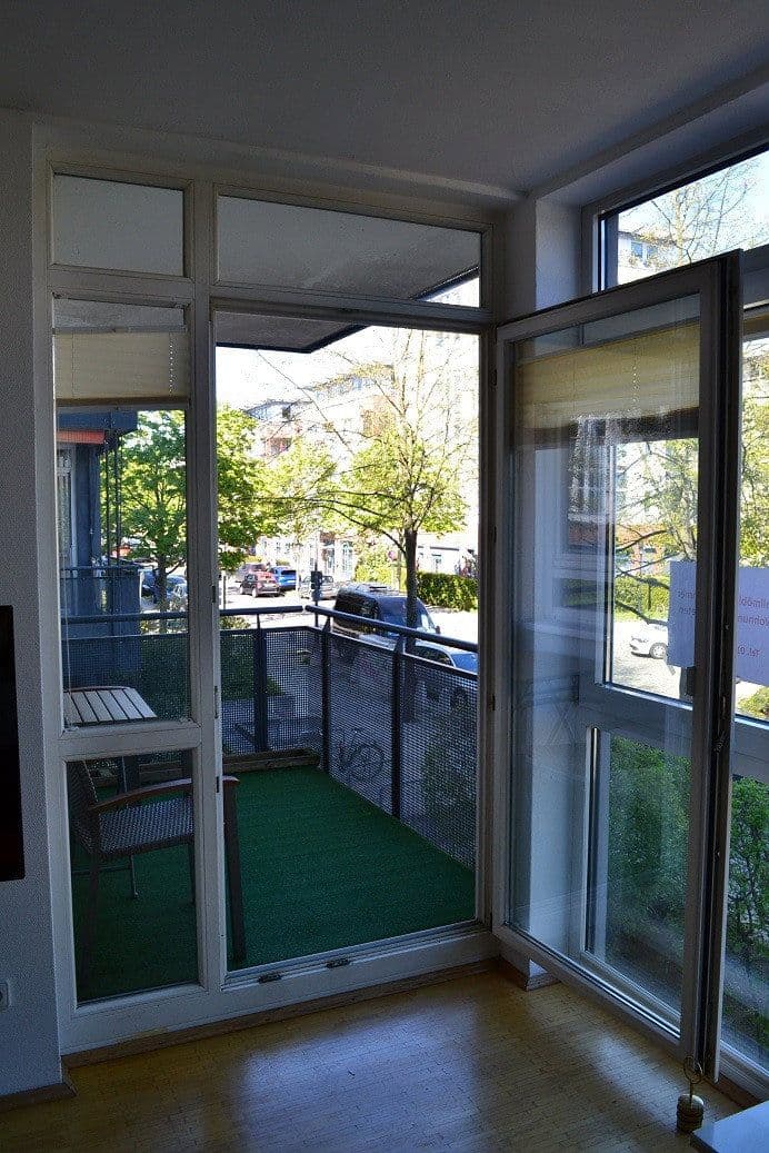 Prenájom bytu 2-izbový 66 m², Am Krusenick 17, Berlin, Berlín Prenájom bytu 2-izbový 66 m², Am Krusenick 17, Berlin, Berlín
