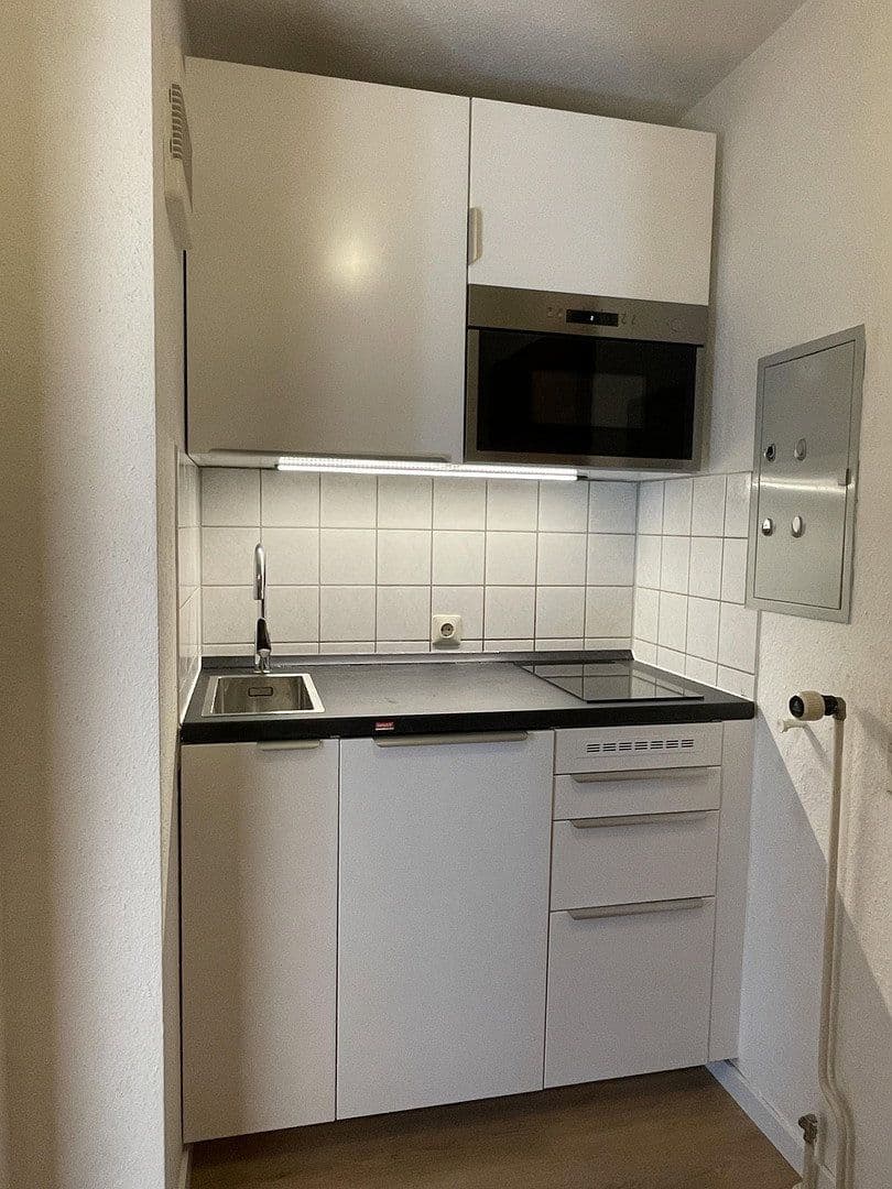 Prenájom bytu 1-izbový 29 m², Jägerstraße 10, Nürtingen, Bádensko-Wurttembersko Prenájom bytu 1-izbový 29 m², Jägerstraße 10, Nürtingen, Bádensko-Wurttembersko