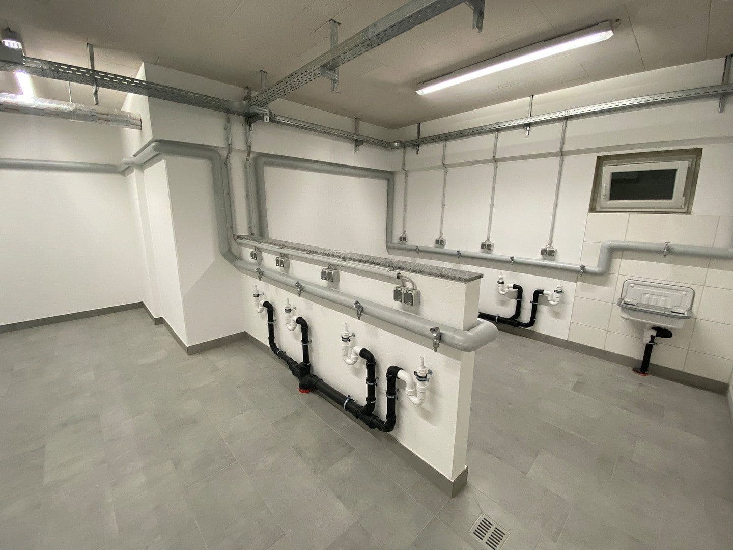 Prenájom bytu 2-izbový 76 m², Pastor-Hellen-Str.1, Troisdorf, Severné Porýnie - Westfálsko Prenájom bytu 2-izbový 76 m², Pastor-Hellen-Str.1, Troisdorf, Severné Porýnie - Westfálsko