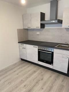 Prenájom bytu 3-izbový 60 m², Frankenheimerstraße 33, Schillingsfürst, Bavorsko Prenájom bytu 3-izbový 60 m², Frankenheimerstraße 33, Schillingsfürst, Bavorsko