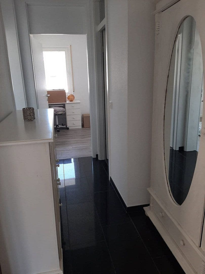 Prenájom bytu 3-izbový 76 m², Sigmaringer Straße 10, Nürtingen, Bádensko-Wurttembersko Prenájom bytu 3-izbový 76 m², Sigmaringer Straße 10, Nürtingen, Bádensko-Wurttembersko