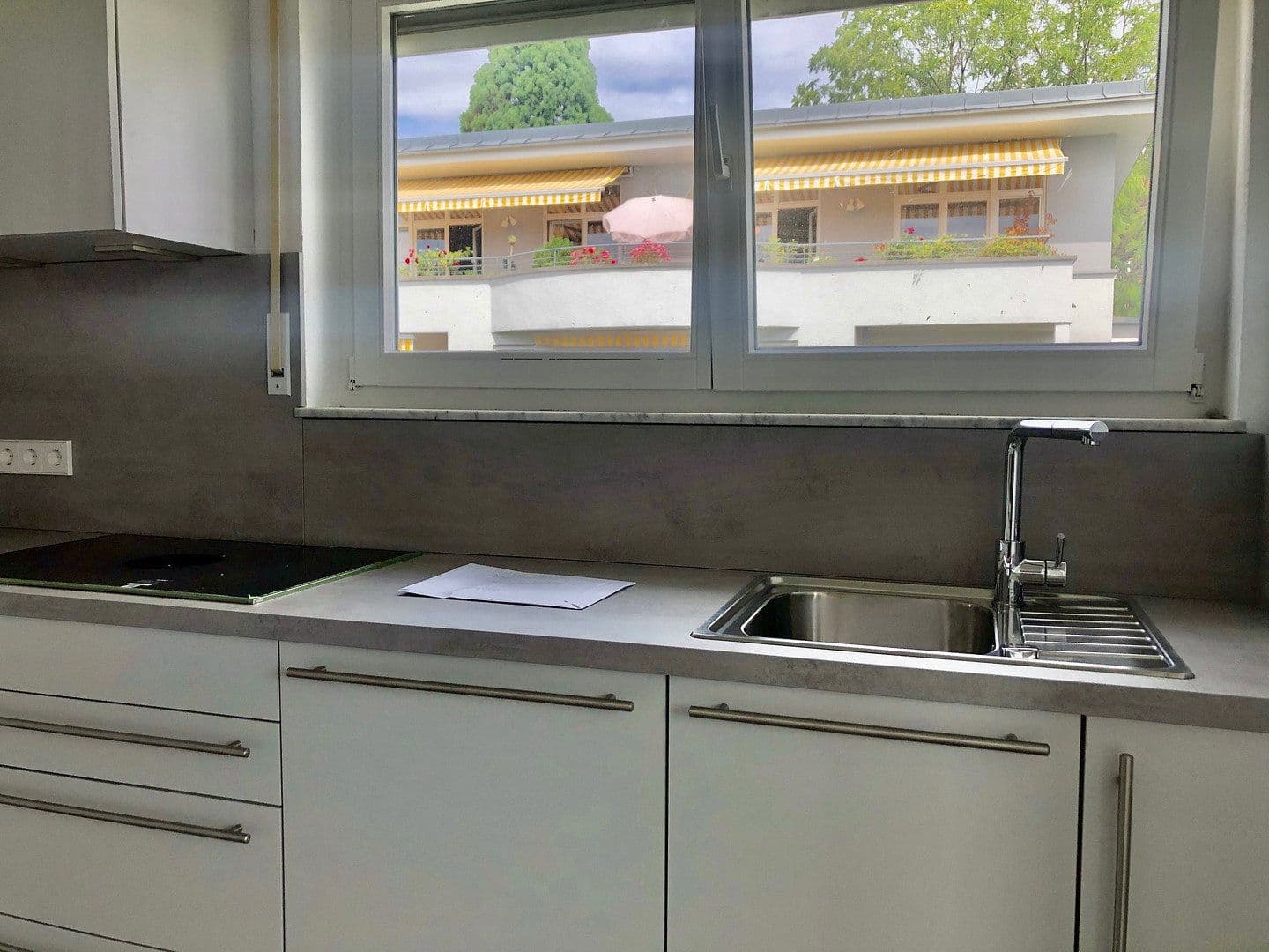 Prenájom bytu 3-izbový 76 m², Sigmaringer Straße 10, Nürtingen, Bádensko-Wurttembersko Prenájom bytu 3-izbový 76 m², Sigmaringer Straße 10, Nürtingen, Bádensko-Wurttembersko