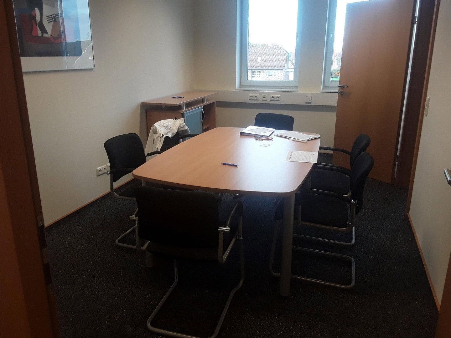 Prenájom kancelárie 258 m², Südbrookmerland, Dolné Sasko Prenájom kancelárie 258 m², Südbrookmerland, Dolné Sasko