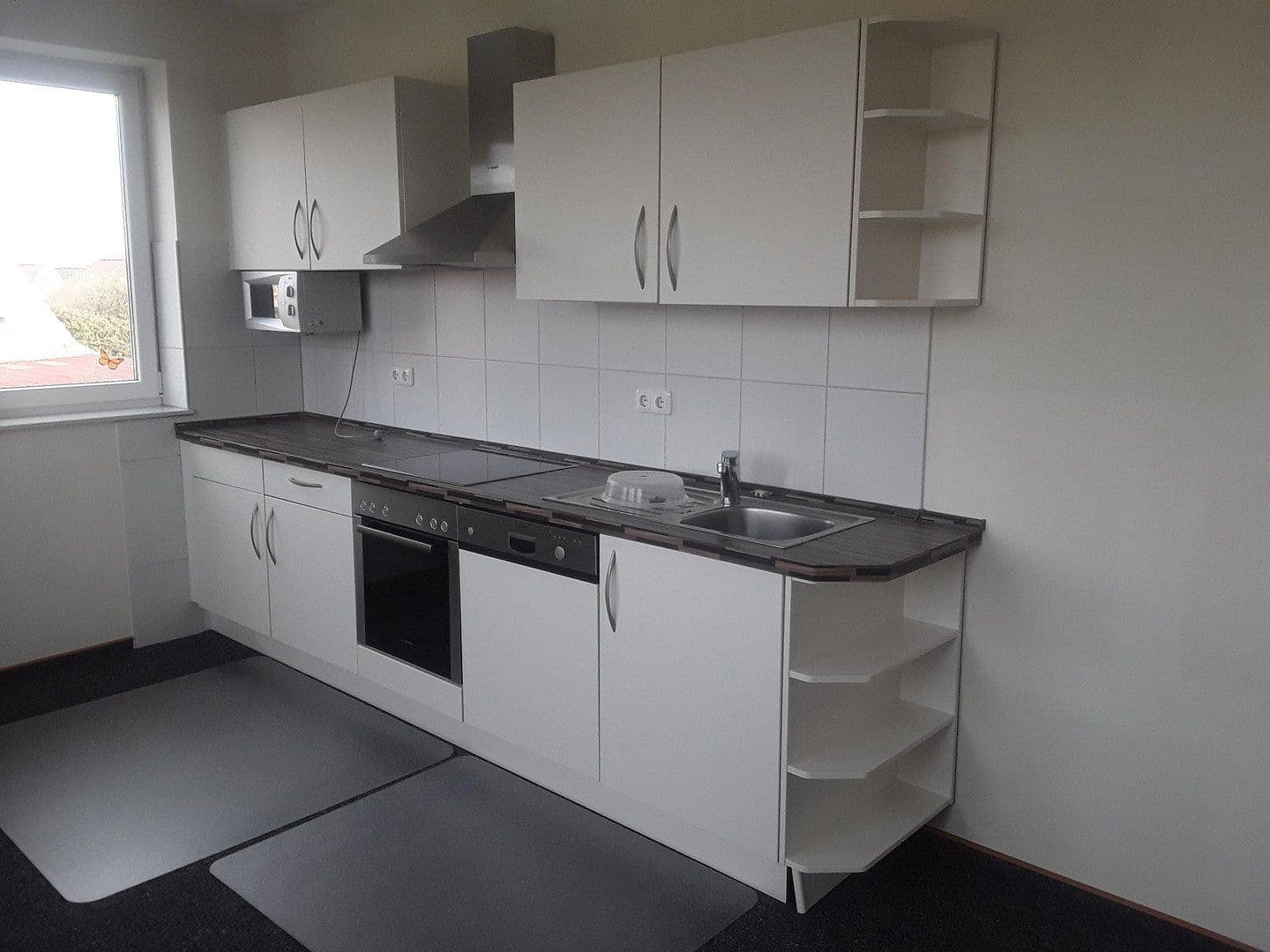 Prenájom kancelárie 258 m², Südbrookmerland, Dolné Sasko Prenájom kancelárie 258 m², Südbrookmerland, Dolné Sasko