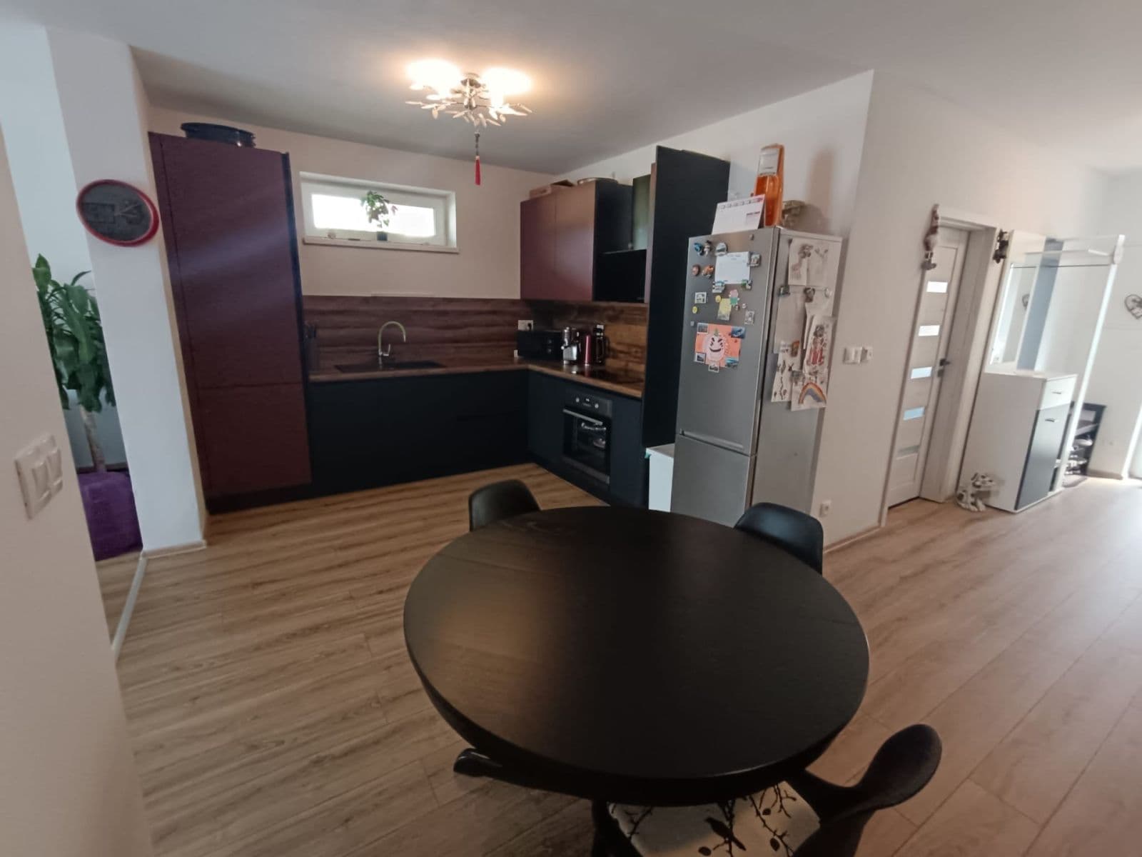 Predaj bytu 3-izbový 140 m², Janíky, Trnavský kraj Predaj bytu 3-izbový 140 m², Janíky, Trnavský kraj