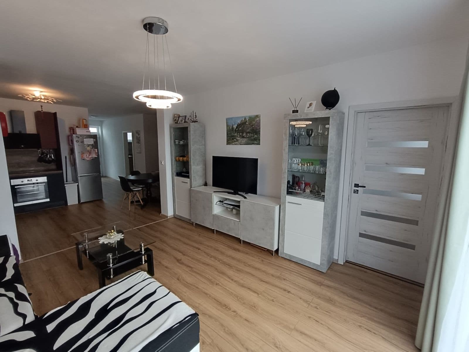 Predaj bytu 3-izbový 140 m², Janíky, Trnavský kraj Predaj bytu 3-izbový 140 m², Janíky, Trnavský kraj
