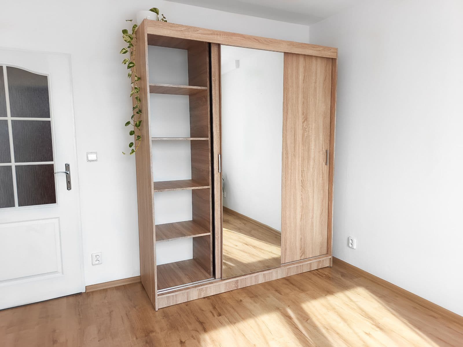 Prenájom bytu 2-izbový 40 m², Štúrova, Praha, Praha Prenájom bytu 2-izbový 40 m², Štúrova, Praha, Praha