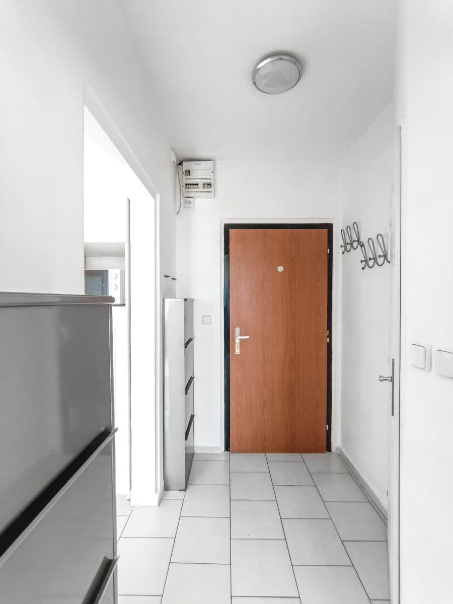 Prenájom bytu 2-izbový 40 m², Štúrova, Praha, Praha Prenájom bytu 2-izbový 40 m², Štúrova, Praha, Praha