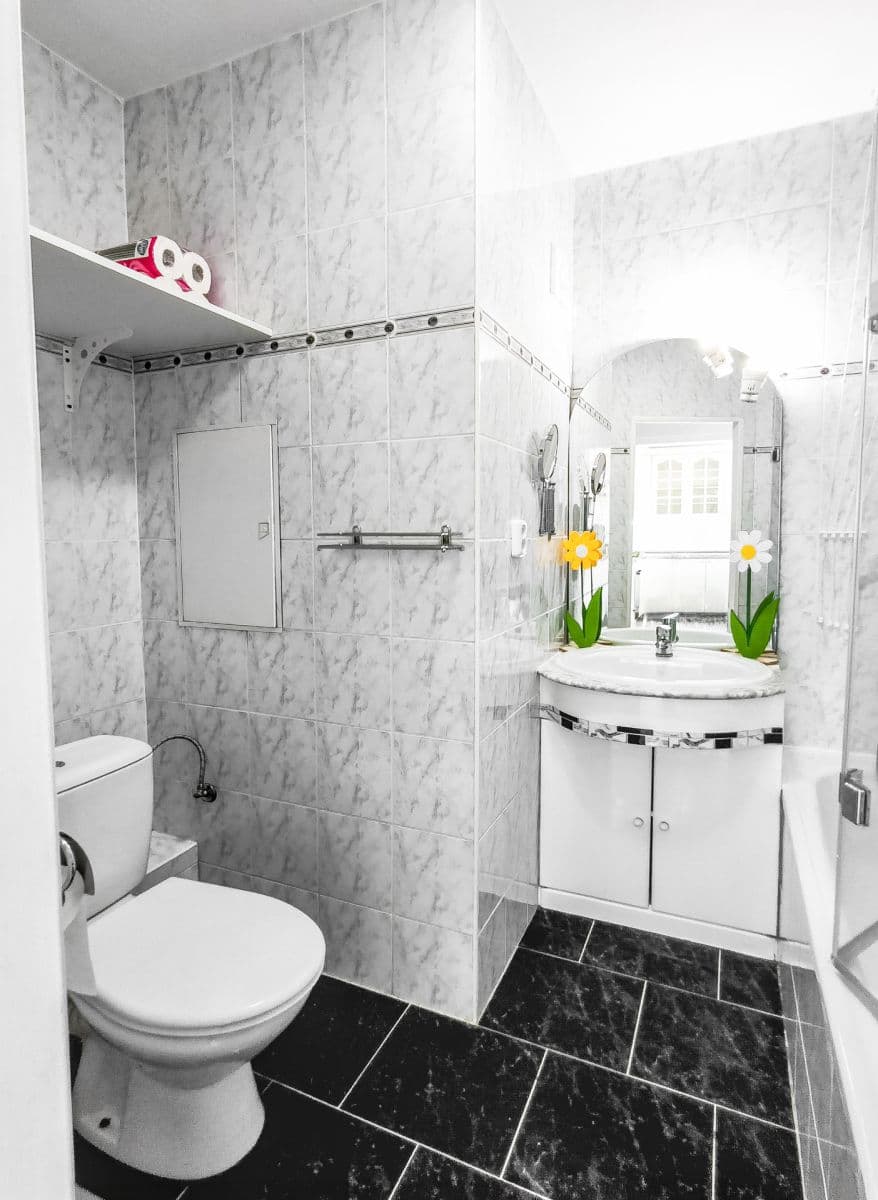 Prenájom bytu 2-izbový 40 m², Štúrova, Praha, Praha Prenájom bytu 2-izbový 40 m², Štúrova, Praha, Praha