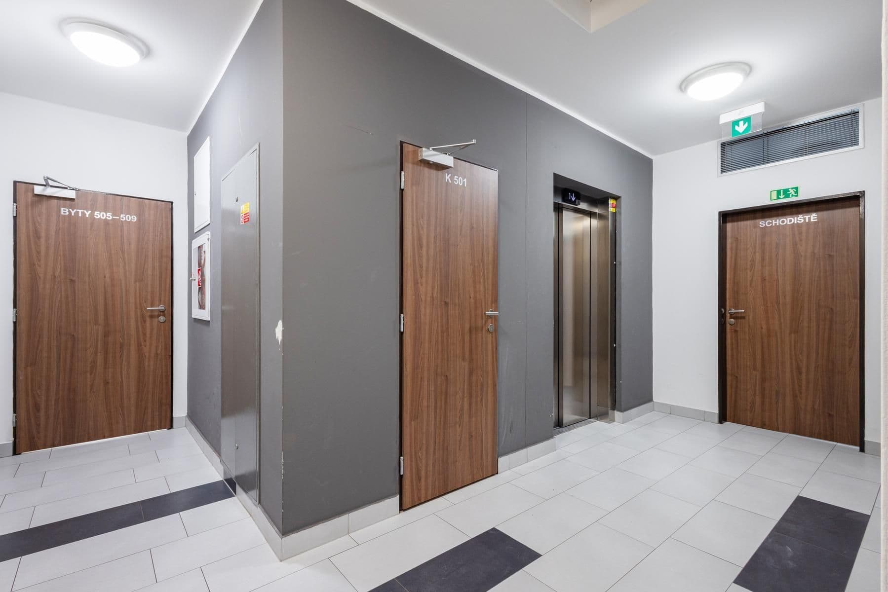 Predaj bytu 1-izbový 39 m², Makedonská, Praha, Praha Predaj bytu 1-izbový 39 m², Makedonská, Praha, Praha