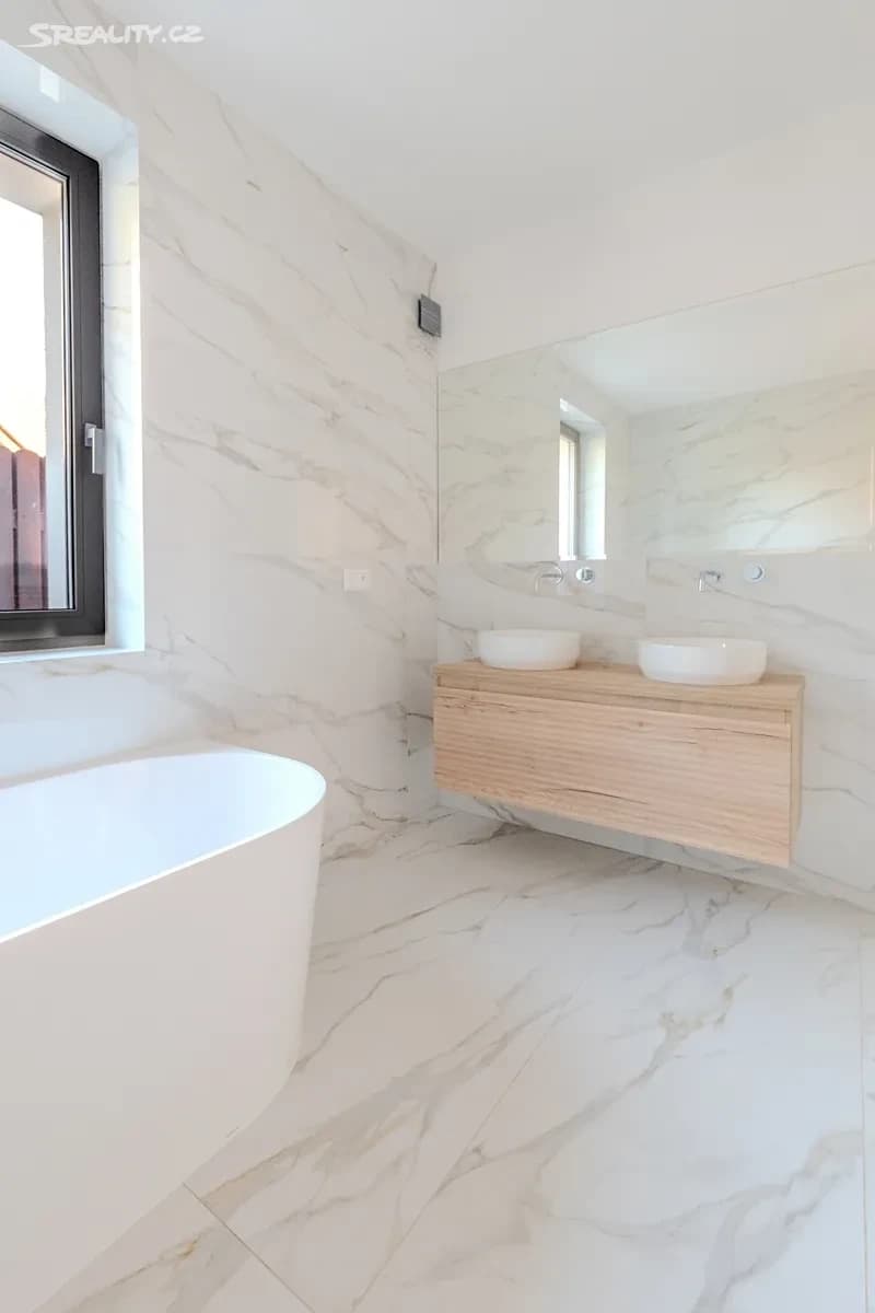 Predaj bytu 4-izbový 153 m², Starolázeňská, Praha, Praha Predaj bytu 4-izbový 153 m², Starolázeňská, Praha, Praha