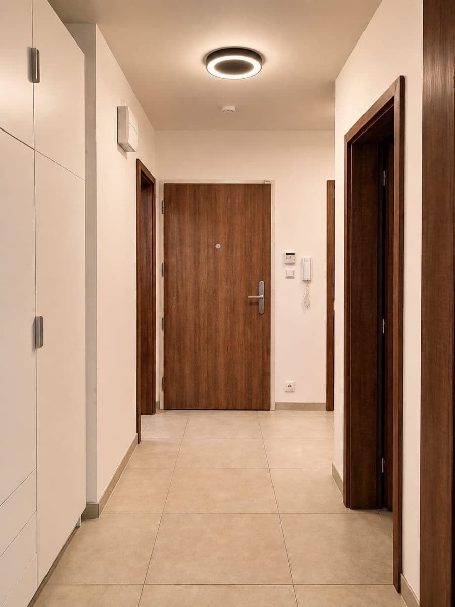 Prenájom bytu 2-izbový 71 m², Dagmar Burešové, Praha, Praha Prenájom bytu 2-izbový 71 m², Dagmar Burešové, Praha, Praha