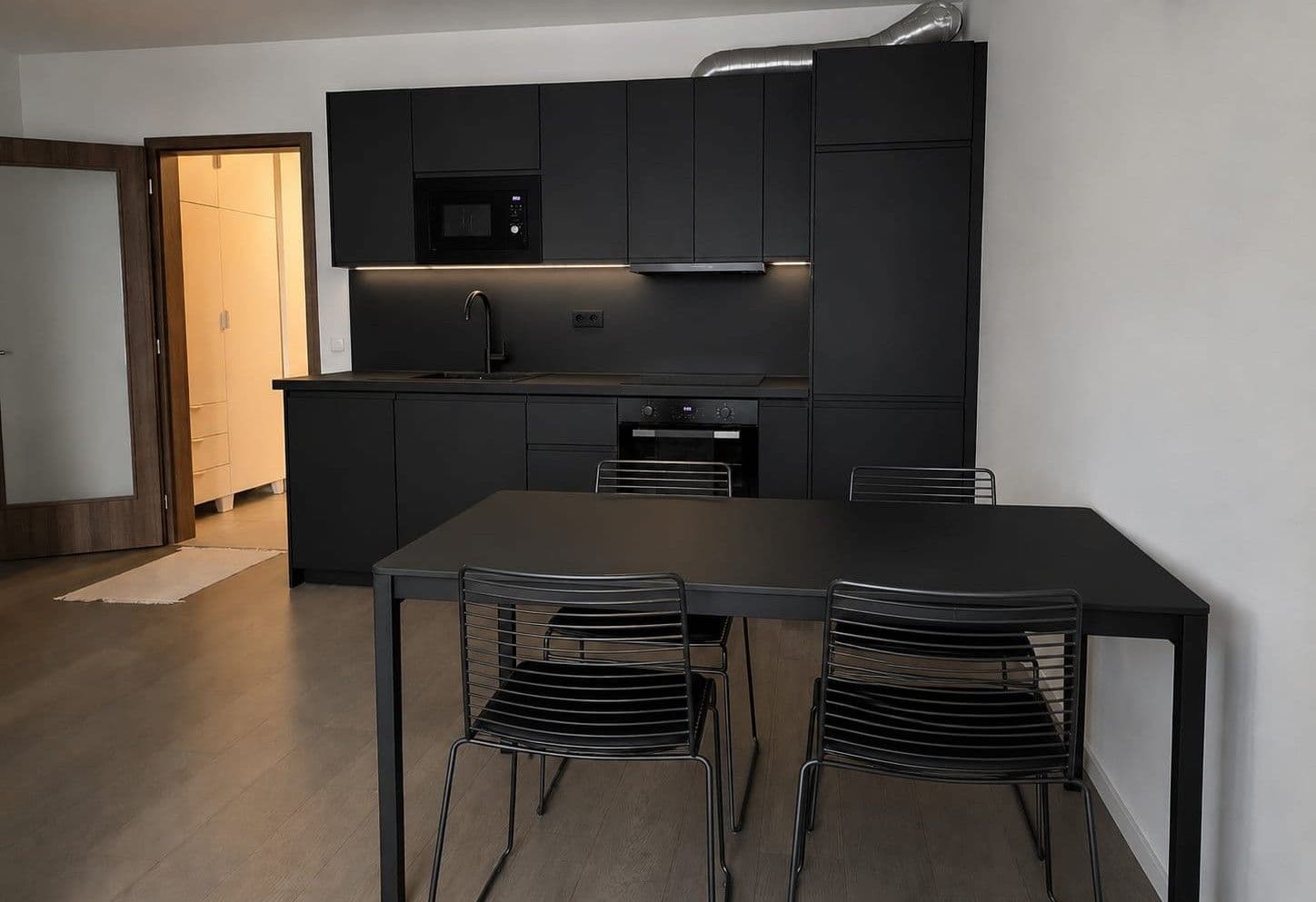 Prenájom bytu 2-izbový 71 m², Dagmar Burešové, Praha, Praha Prenájom bytu 2-izbový 71 m², Dagmar Burešové, Praha, Praha
