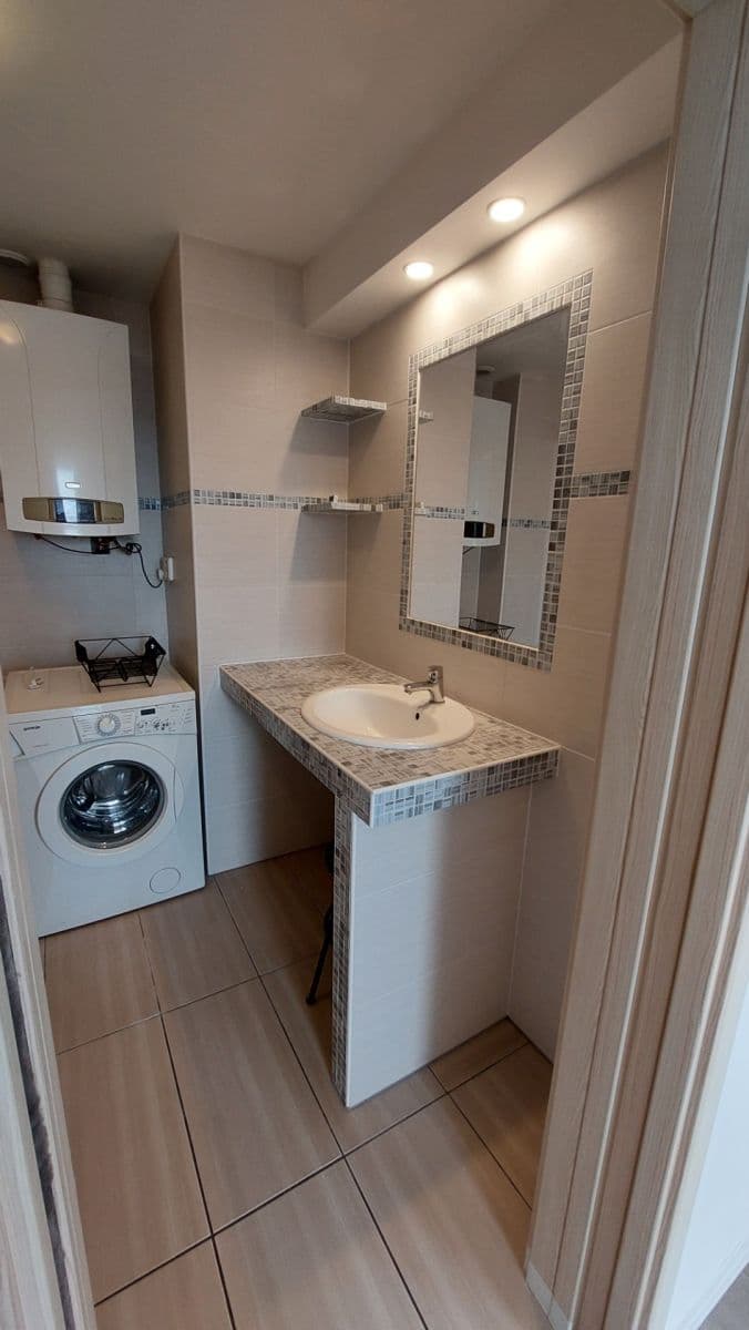 Prenájom bytu 1-izbový 42 m², Kotlářská, Brno, Jihomoravský kraj Prenájom bytu 1-izbový 42 m², Kotlářská, Brno, Jihomoravský kraj