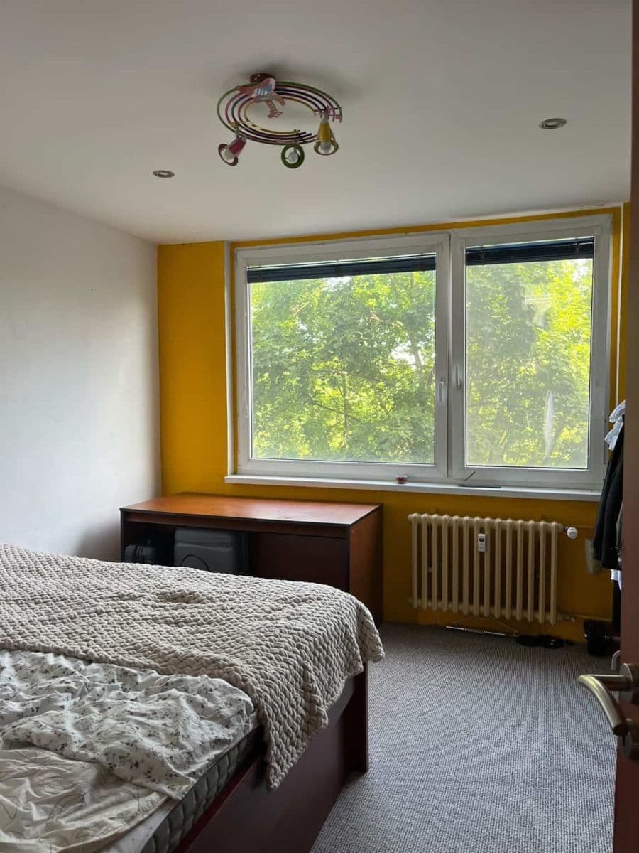 Predaj bytu 3-izbový 67 m², Krynická, Praha, Praha Predaj bytu 3-izbový 67 m², Krynická, Praha, Praha