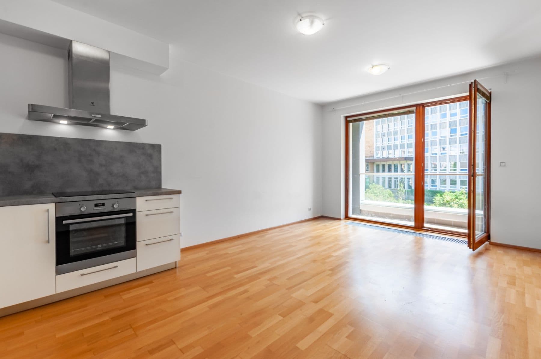 Prenájom bytu 2-izbový 62 m², Patočkova, Praha, Praha Prenájom bytu 2-izbový 62 m², Patočkova, Praha, Praha