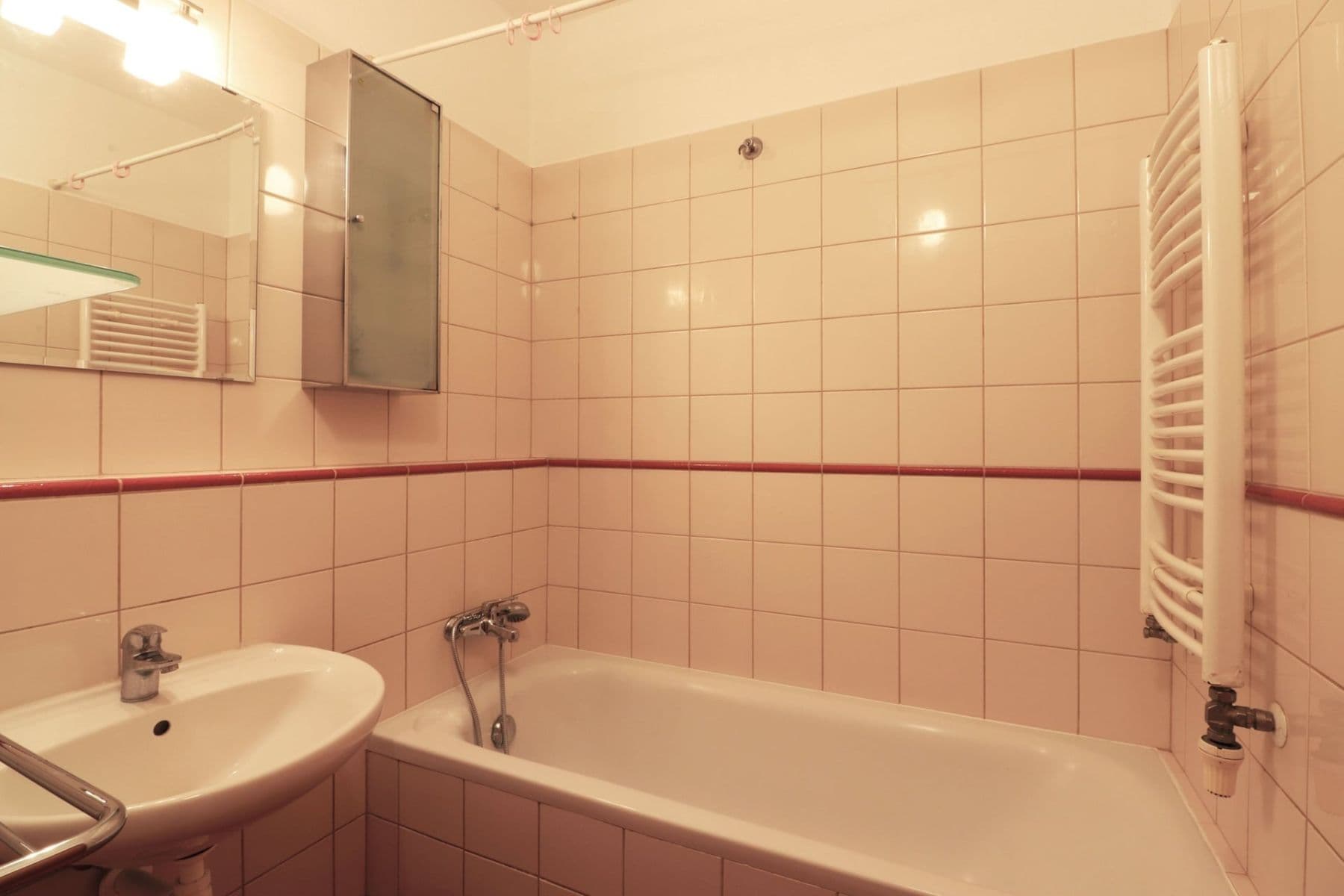 Prenájom bytu 3-izbový 55 m², Za Lidovým domem, Praha, Praha Prenájom bytu 3-izbový 55 m², Za Lidovým domem, Praha, Praha