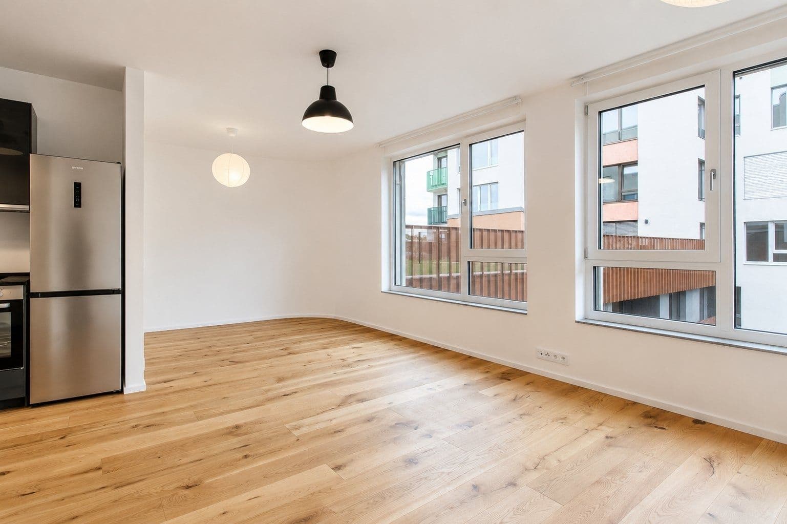 Prenájom bytu 1-izbový 37 m², U Komína, Praha, Praha Prenájom bytu 1-izbový 37 m², U Komína, Praha, Praha