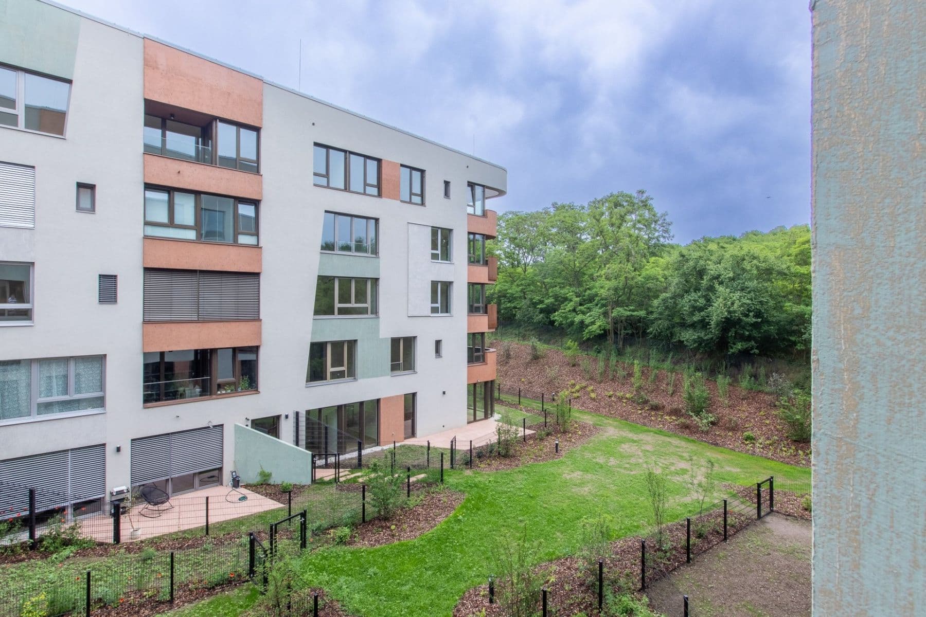 Prenájom bytu 1-izbový 37 m², U Komína, Praha, Praha Prenájom bytu 1-izbový 37 m², U Komína, Praha, Praha