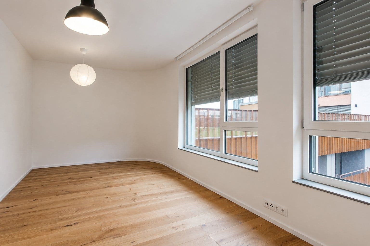 Prenájom bytu 1-izbový 37 m², U Komína, Praha, Praha Prenájom bytu 1-izbový 37 m², U Komína, Praha, Praha