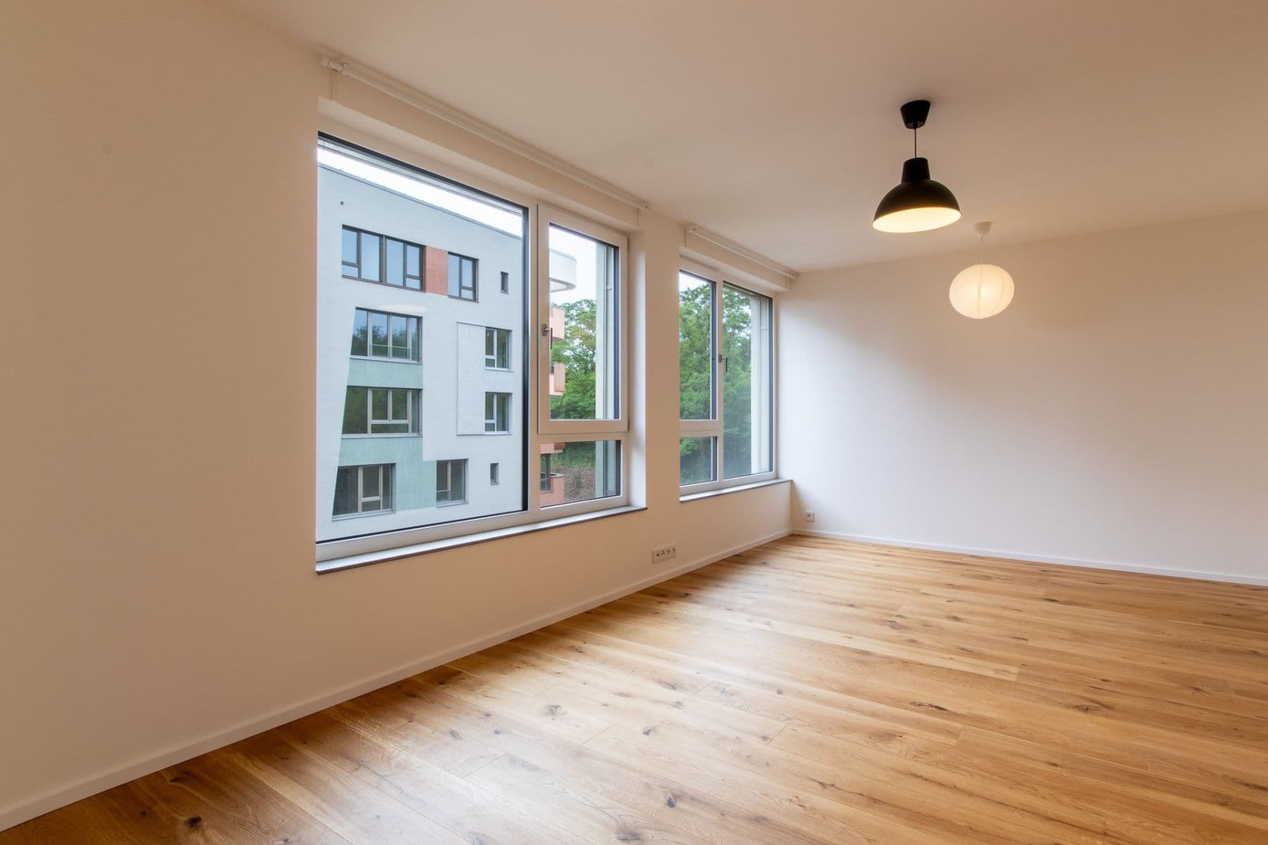 Prenájom bytu 1-izbový 37 m², U Komína, Praha, Praha Prenájom bytu 1-izbový 37 m², U Komína, Praha, Praha
