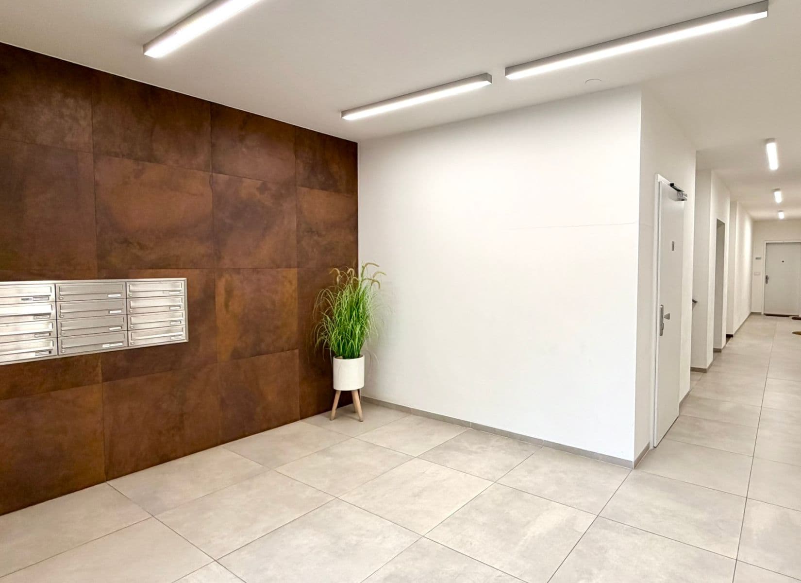 Predaj bytu 3-izbový 97 m², Nesvadbova, Praha, Praha Predaj bytu 3-izbový 97 m², Nesvadbova, Praha, Praha