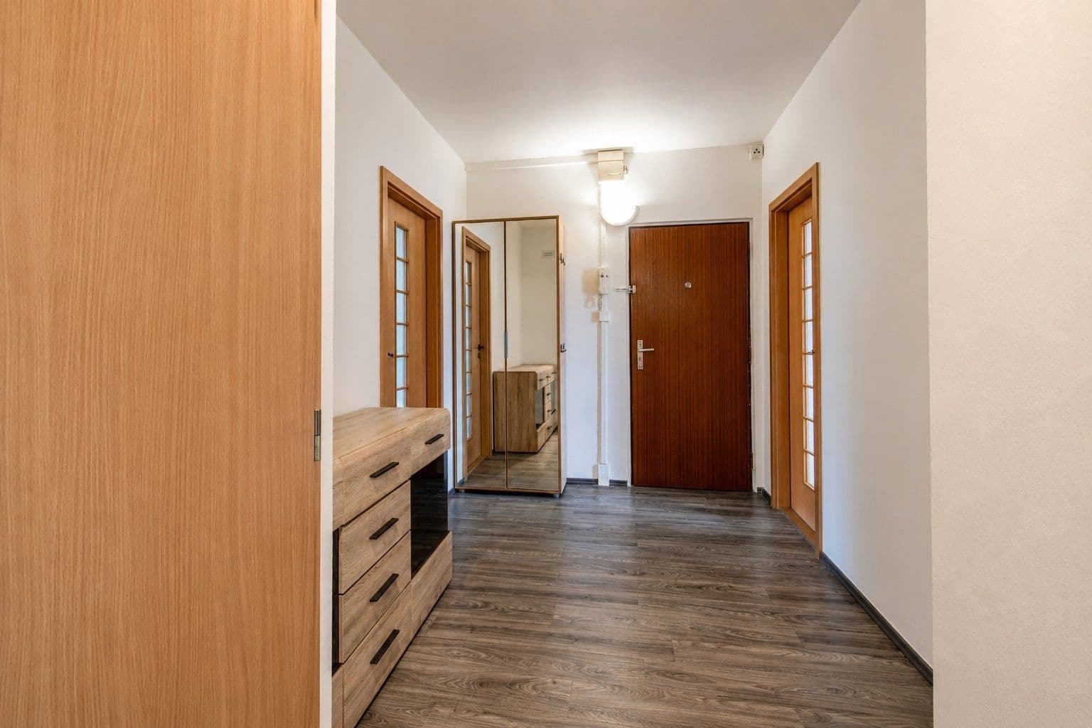 Prenájom bytu 3-izbový 68 m², Zálesí, Praha, Praha Prenájom bytu 3-izbový 68 m², Zálesí, Praha, Praha