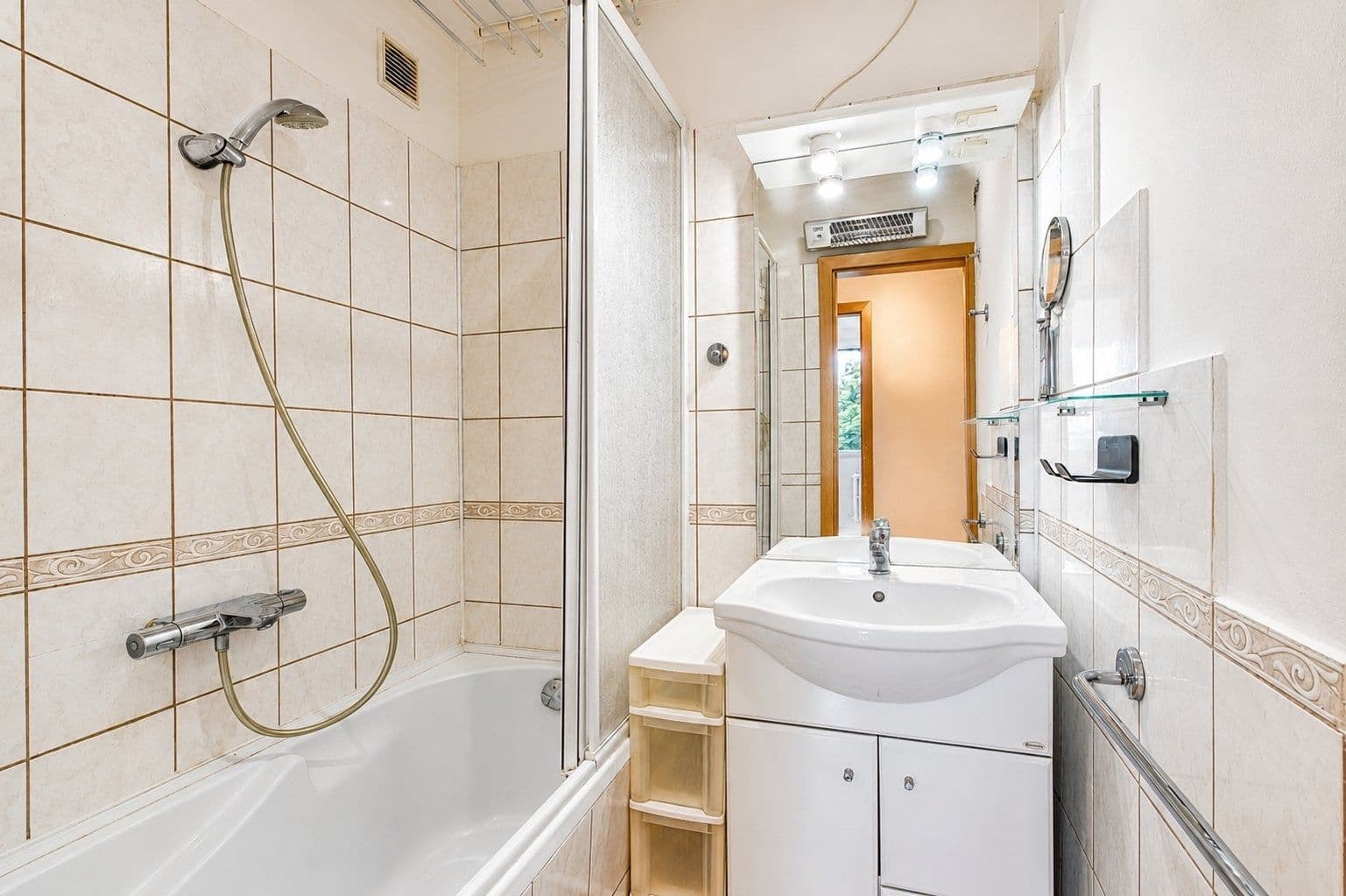 Prenájom bytu 3-izbový 68 m², Zálesí, Praha, Praha Prenájom bytu 3-izbový 68 m², Zálesí, Praha, Praha
