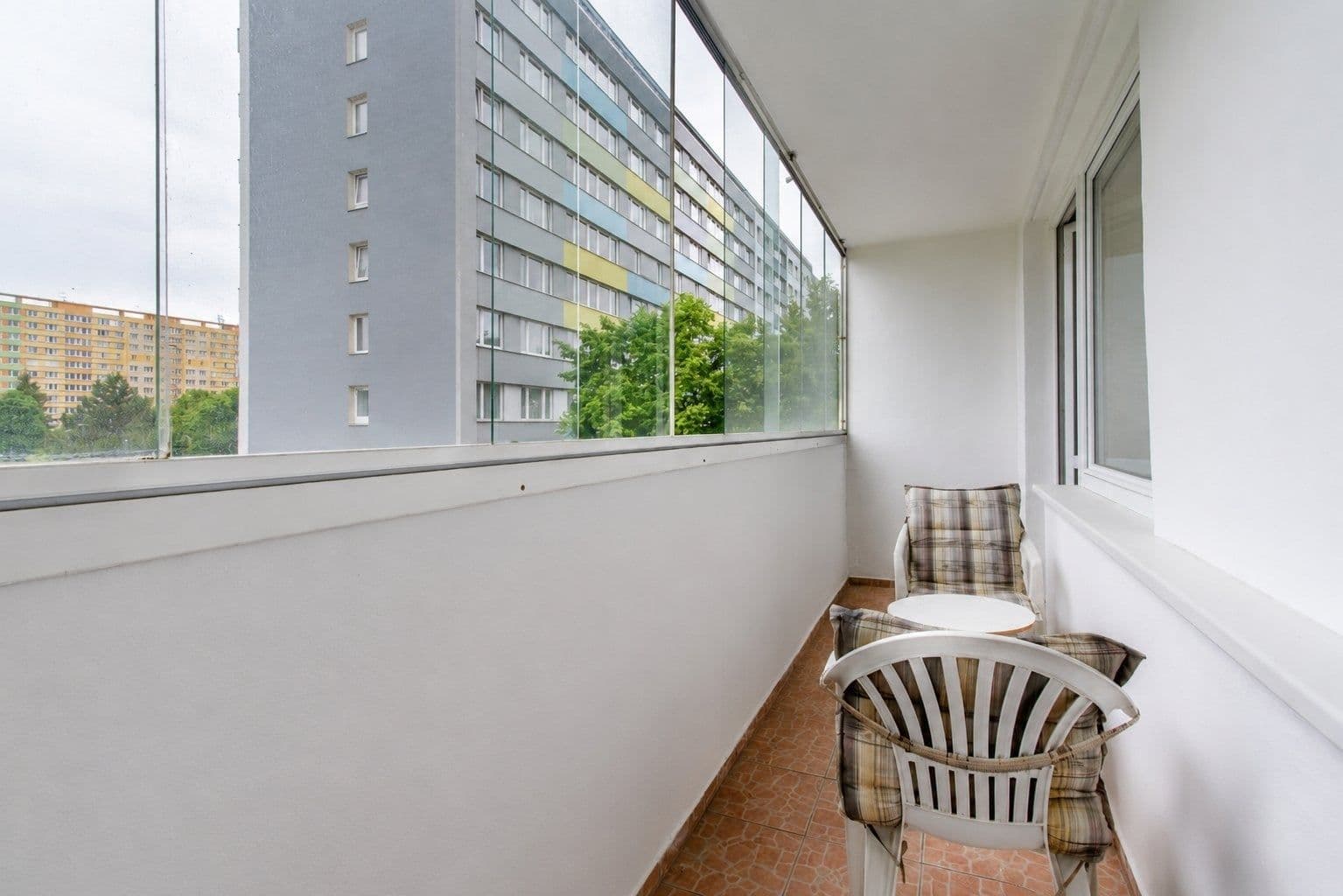 Prenájom bytu 3-izbový 68 m², Zálesí, Praha, Praha Prenájom bytu 3-izbový 68 m², Zálesí, Praha, Praha