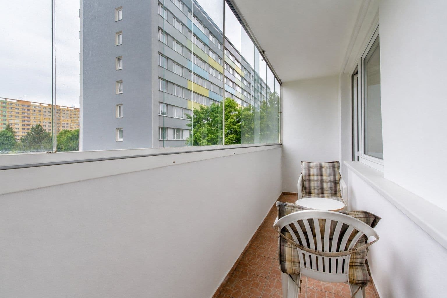 Prenájom bytu 3-izbový 68 m², Zálesí, Praha, Praha Prenájom bytu 3-izbový 68 m², Zálesí, Praha, Praha