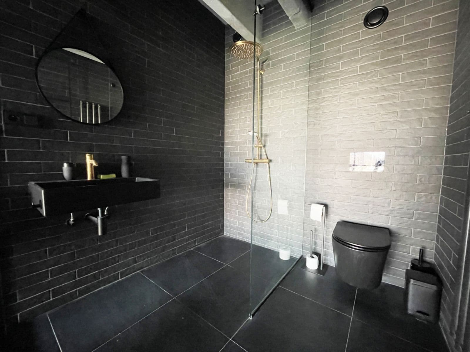 Prenájom bytu 2-izbový 64 m², Československého exilu, Praha, Praha Prenájom bytu 2-izbový 64 m², Československého exilu, Praha, Praha