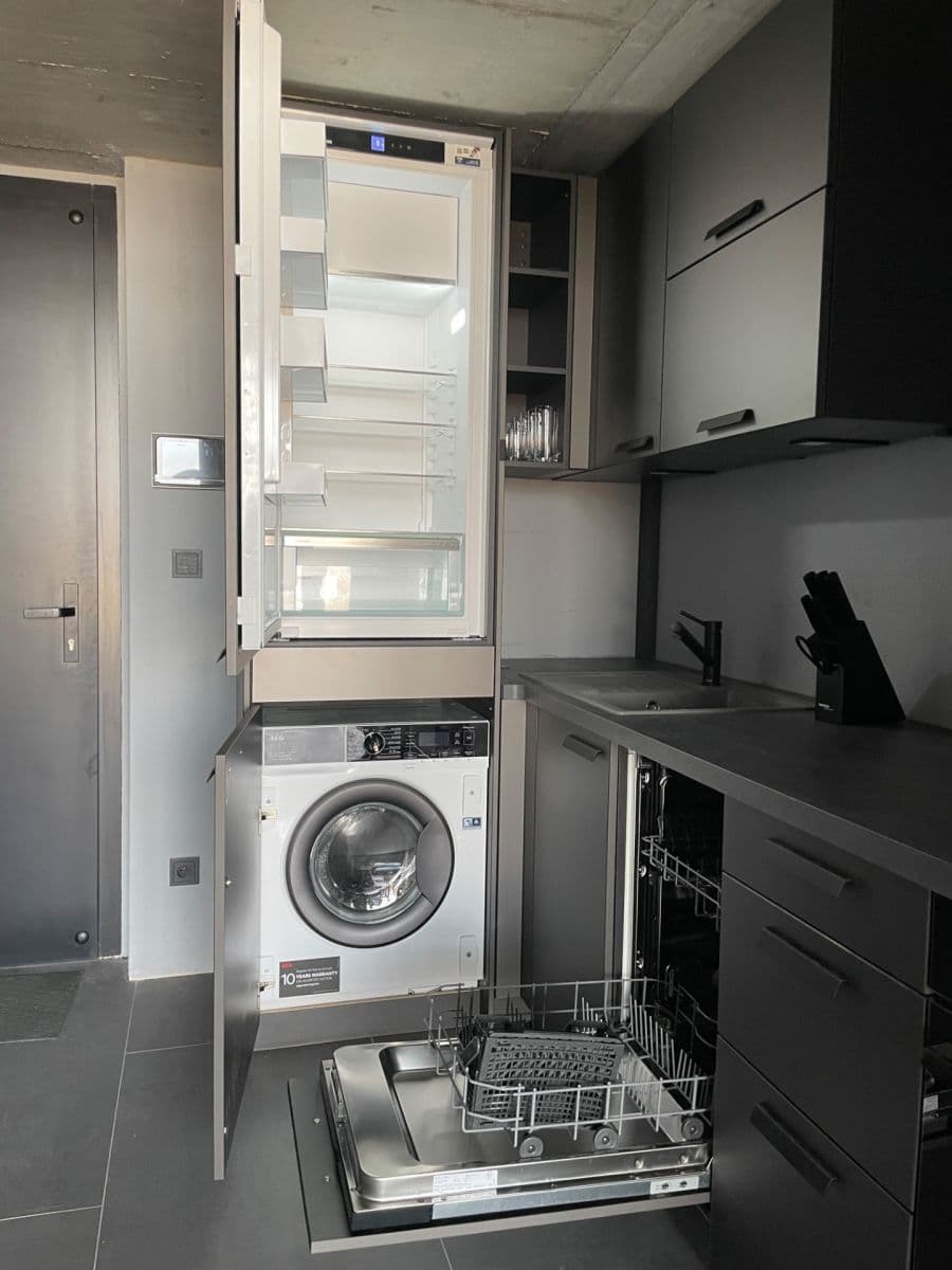 Prenájom bytu 2-izbový 64 m², Československého exilu, Praha, Praha Prenájom bytu 2-izbový 64 m², Československého exilu, Praha, Praha