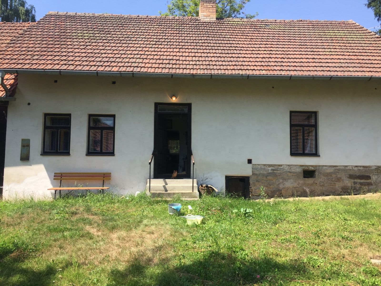 Prenájom rekreačného objektu 103 m², pozemek 665 m², Petrovice II, Středočeský kraj Prenájom rekreačného objektu 103 m², pozemek 665 m², Petrovice II, Středočeský kraj