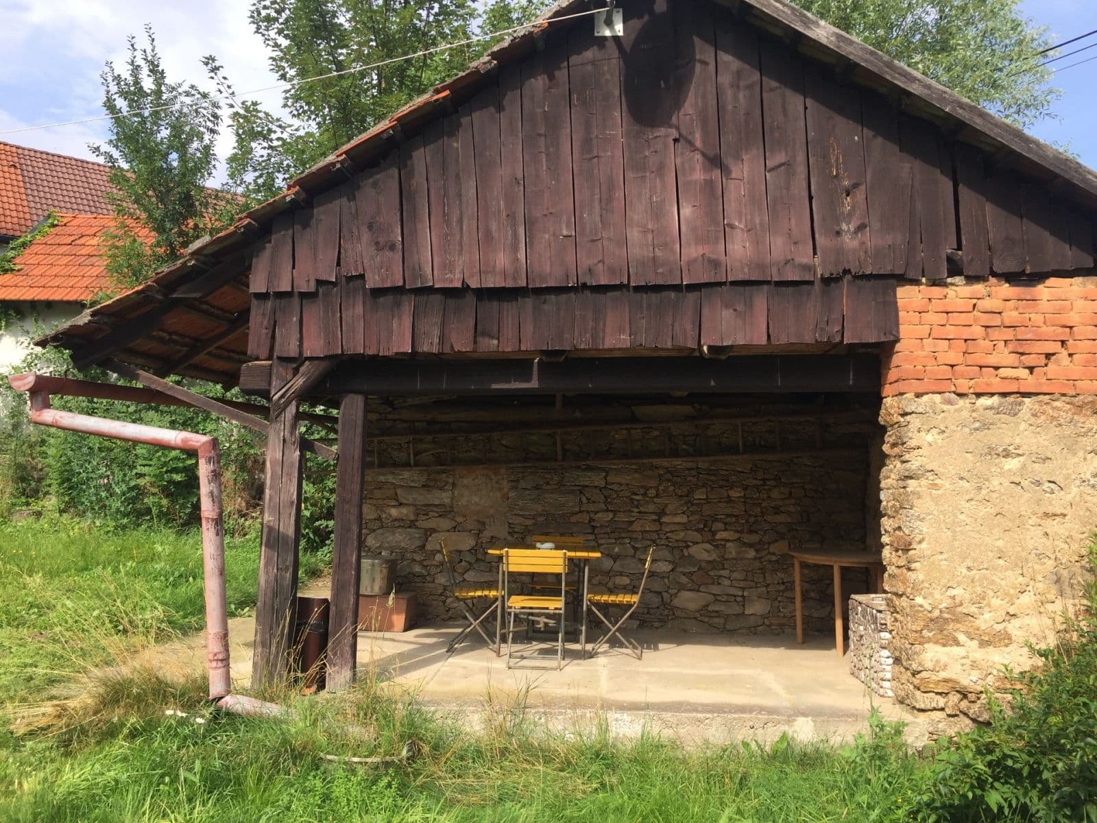 Prenájom rekreačného objektu 103 m², pozemek 665 m², Petrovice II, Středočeský kraj Prenájom rekreačného objektu 103 m², pozemek 665 m², Petrovice II, Středočeský kraj