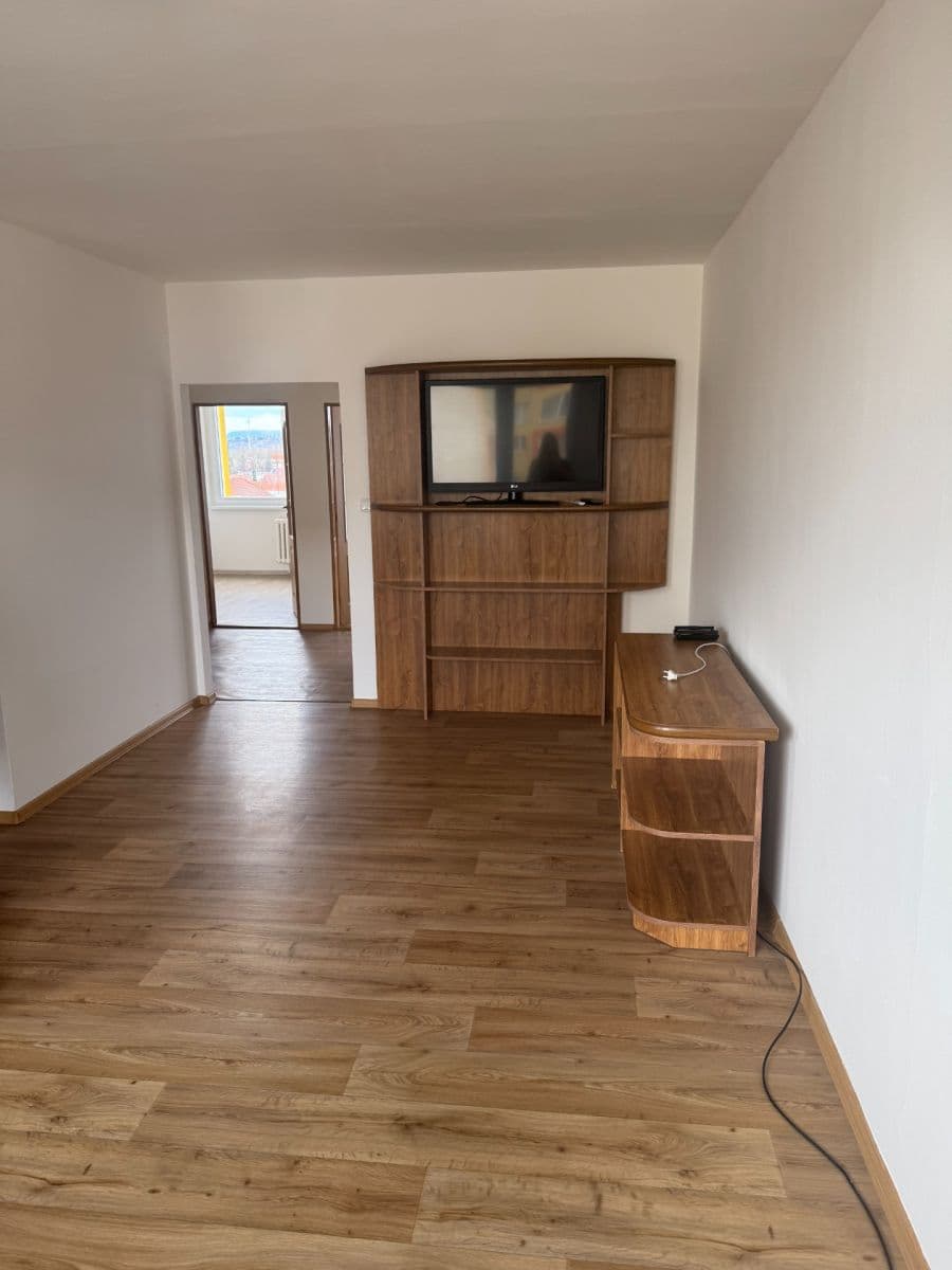 Prenájom bytu 3-izbový 67 m², Obchodní, Štětí, Ústecký kraj Prenájom bytu 3-izbový 67 m², Obchodní, Štětí, Ústecký kraj